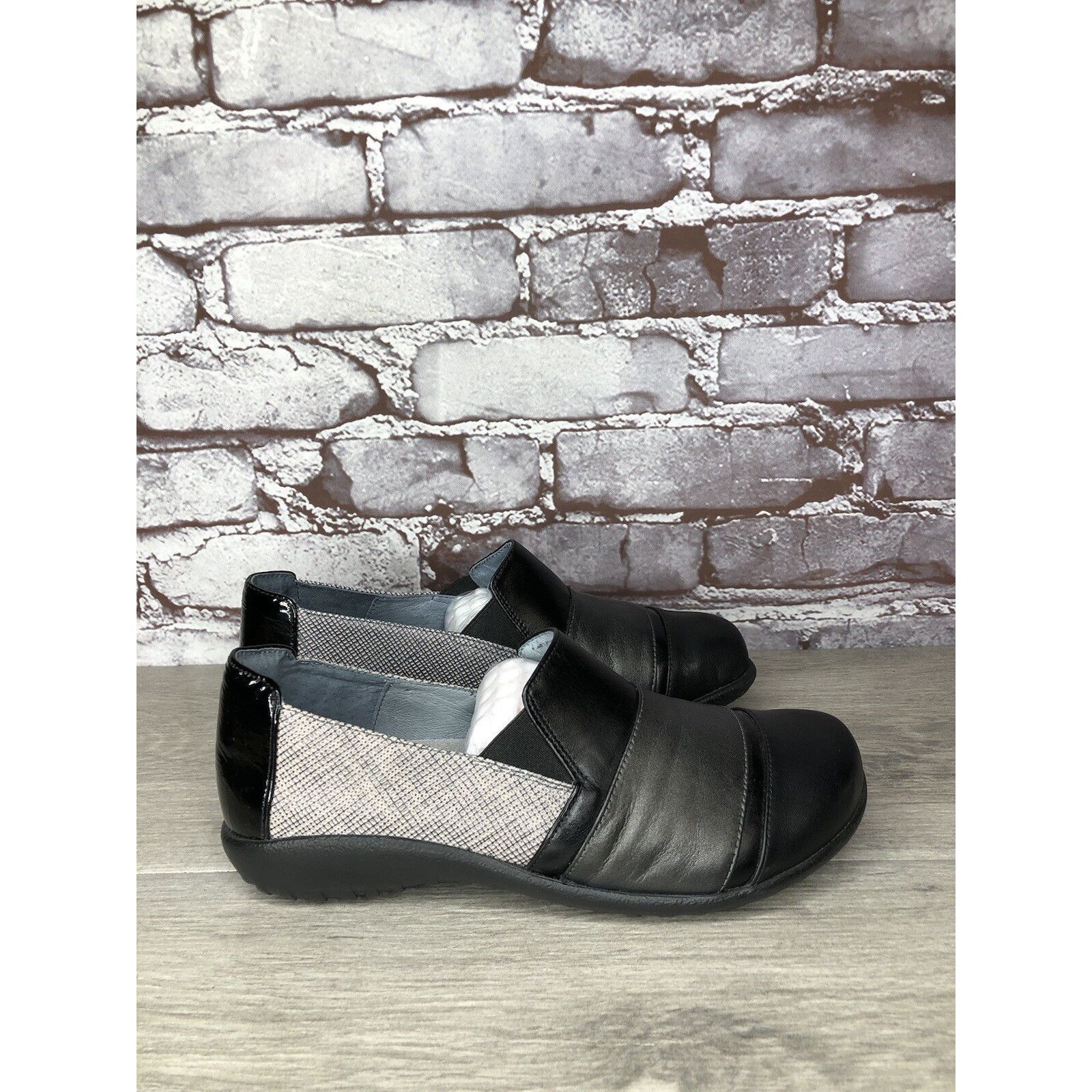 Other Naot Prescott Black Leather Grey Synthetic Comfort Casual Cl Size US 6 / IT 36 - 18 Thumbnail