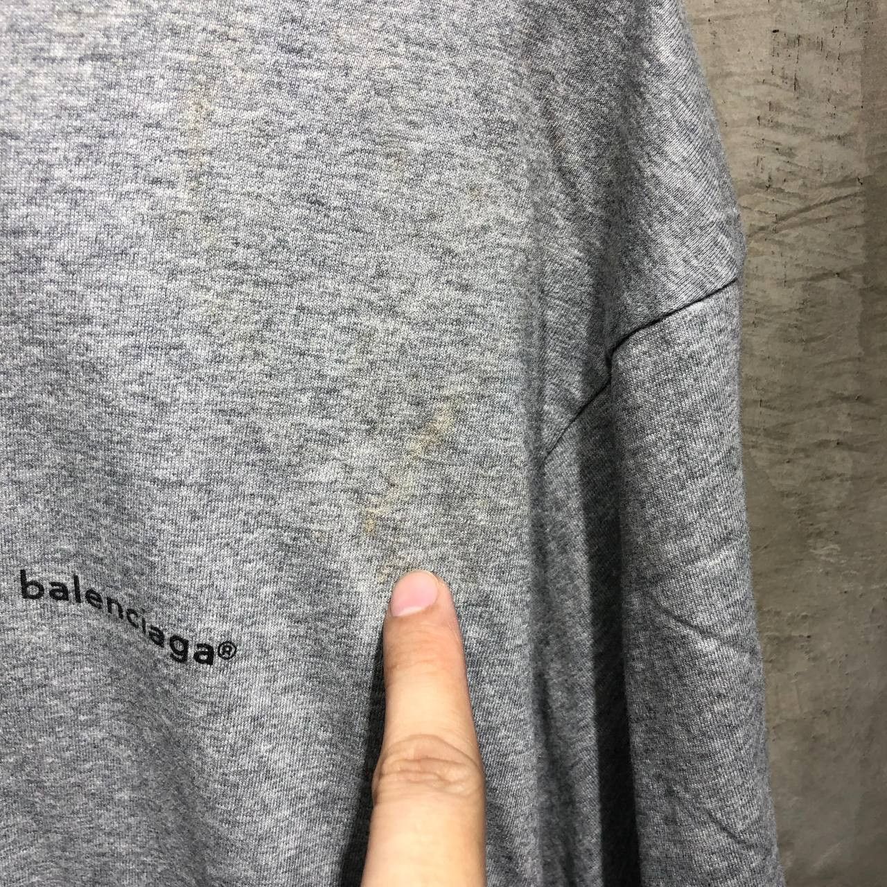 Balenciaga Balenciaga small logo tee Size US L / EU 52-54 / 3 - 4 Thumbnail