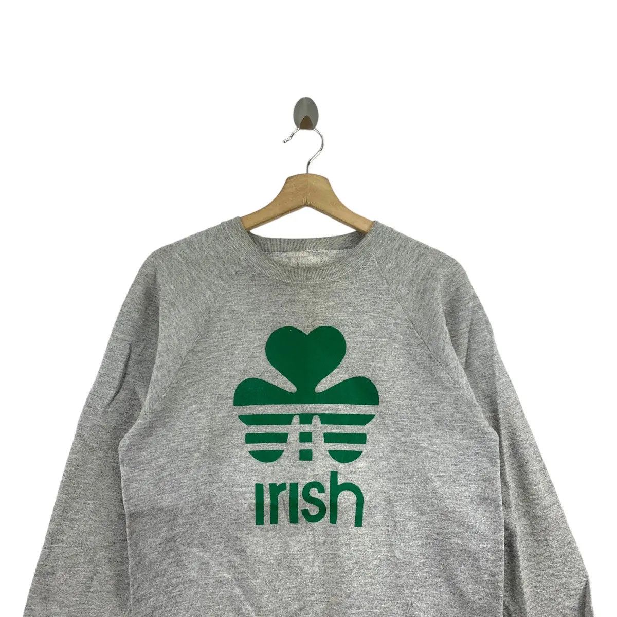 Vintage Vintage 90’ IRISH LUCK SHAMROCK Big Logo Sweatshirt Sweater Size M / US 6-8 / IT 42-44 - 6 Thumbnail