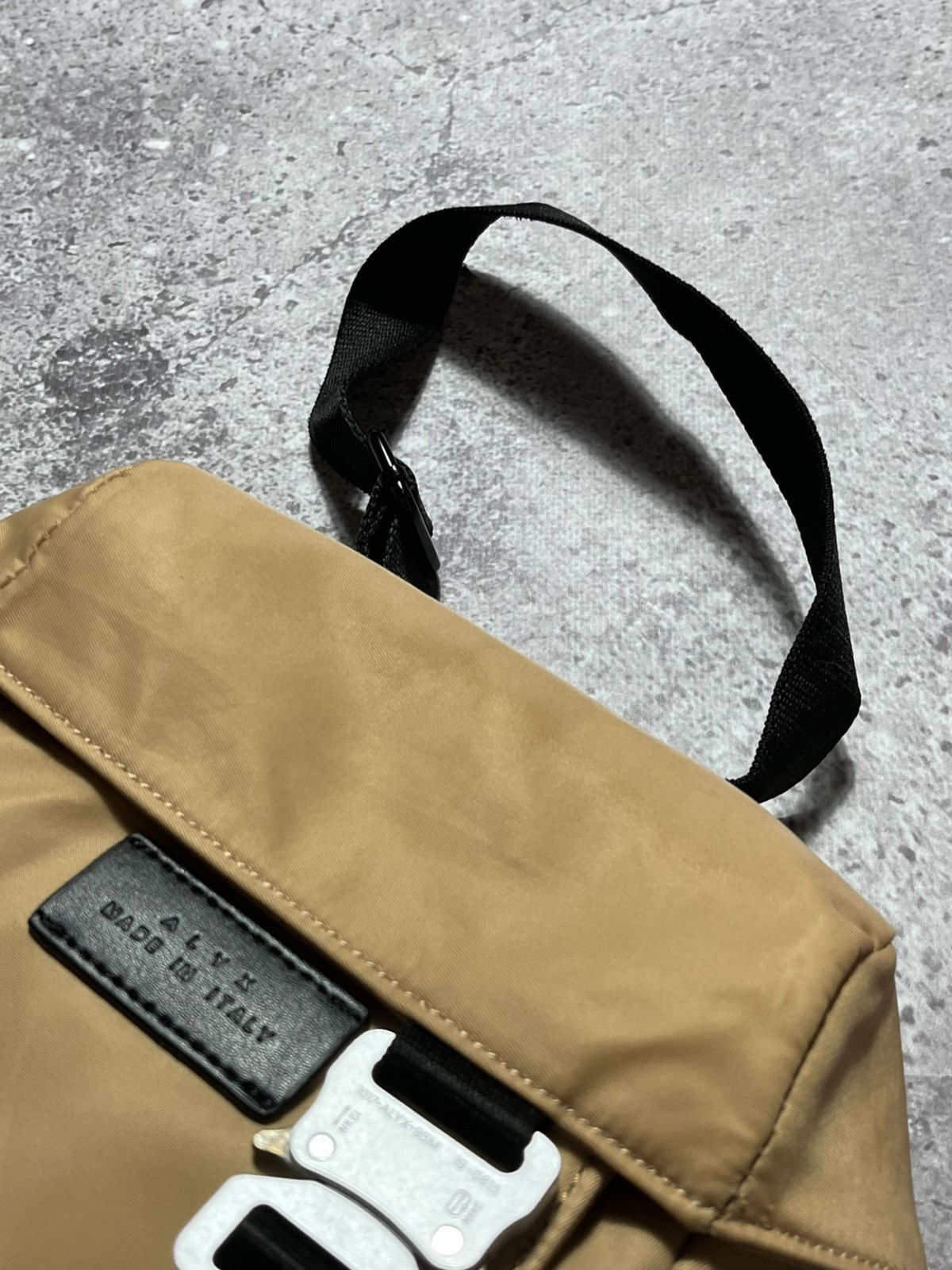 1017 ALYX 9SM 1017-ALYX-9SM Military metal Shoulder bag Size ONE SIZE - 10 Thumbnail