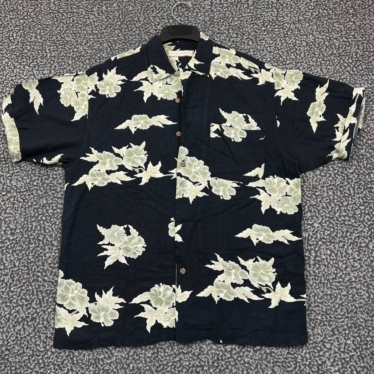 Other Bungalow Brand Shirt Men Hawaiian Button Up Collared M Size US M / EU 48-50 / 2 - 1 Thumbnail