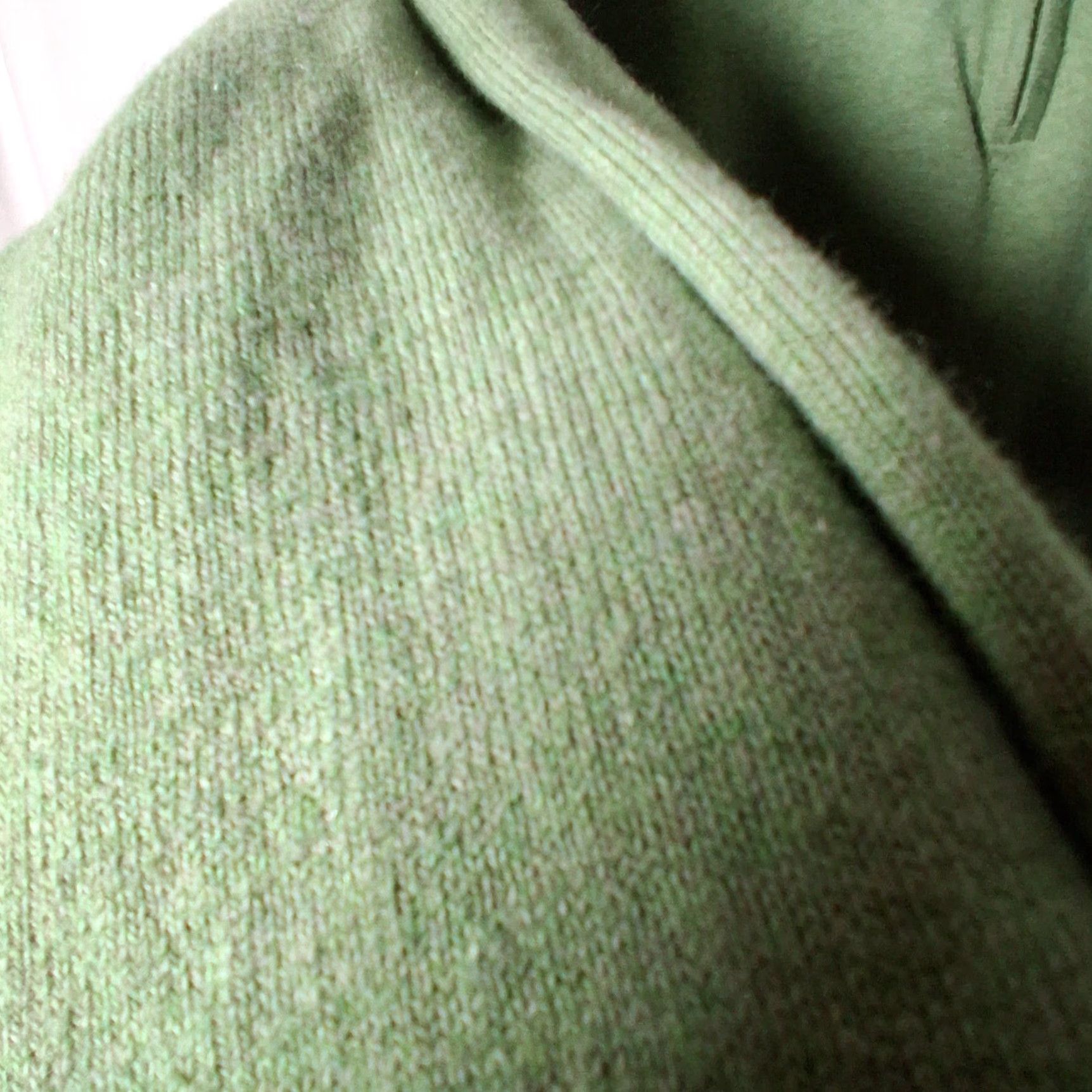 Vintage VINTAGE LL Bean Sweater Men Large Green Cotton Cashmere Knit 1/4 Zip Classic Pullover Mens Size US L / EU 52-54 / 3 - 3 Thumbnail