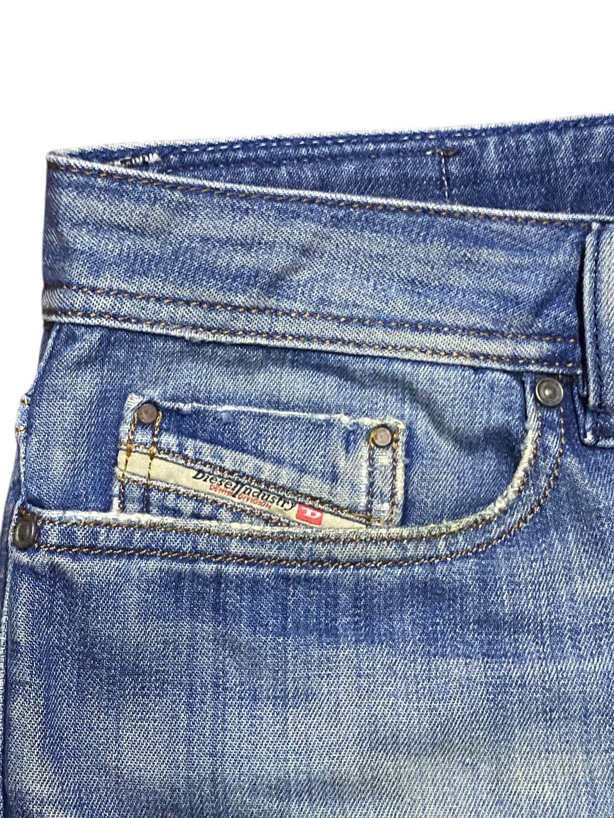 Diesel Vintage Diesel Kurren Wash 008KK Distressed Baggy Jeans Size US 31 - 14 Thumbnail