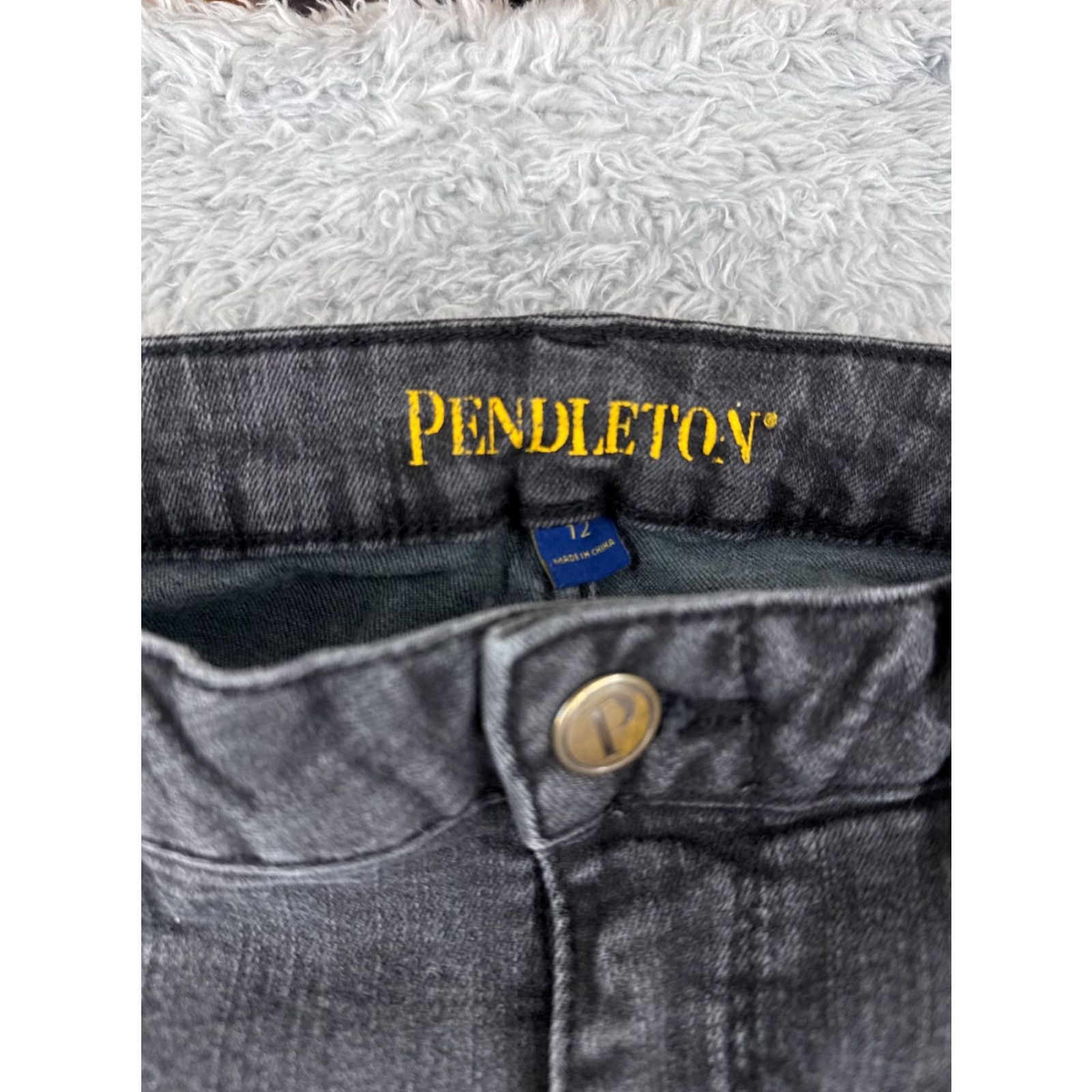Pendleton Pendleton Jeans Womens 12 Black Denim Bootcut Cotton Blend Mid Rise 28x31 5-Pocket Embroidered Zipper Button Southwestern Style Mens Girls Womens Boys Size 34" / US 12 / IT 48 - 6 Thumbnail