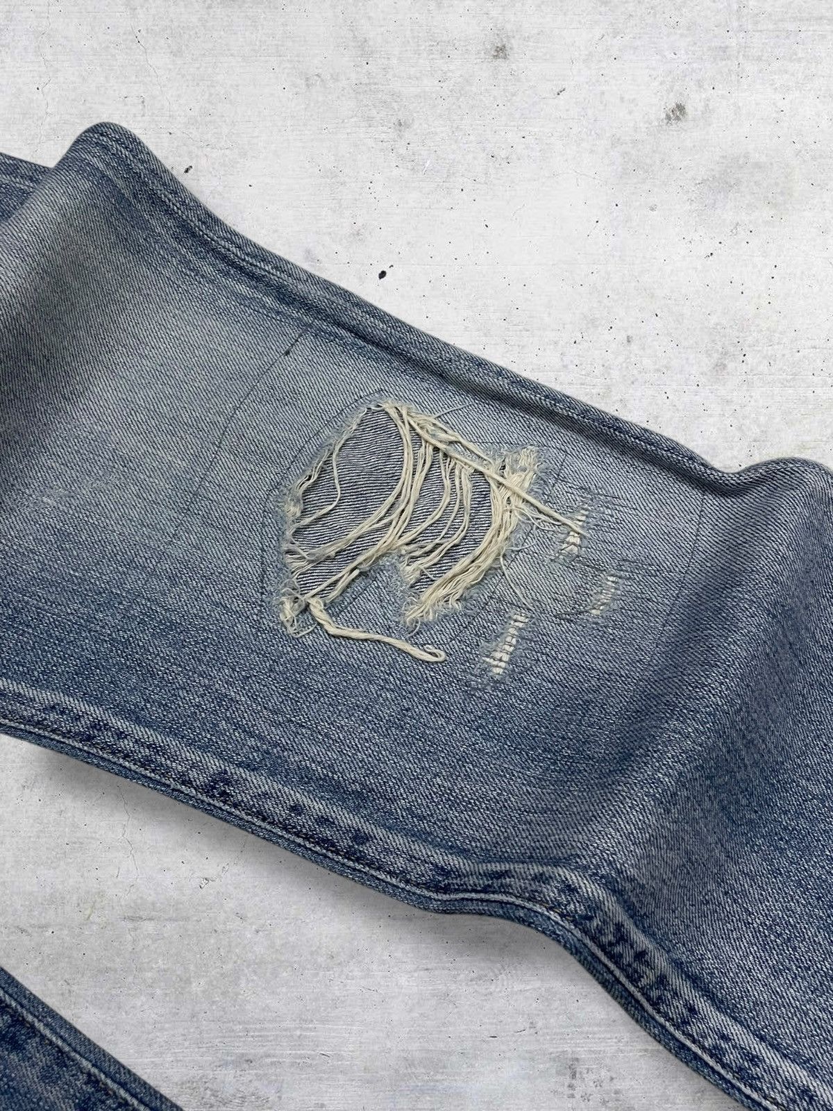 Japanese Brand VINTAGE UNGRID OG 90S JAPAN DESIGNER RIPPED GRUNGE DENIM Size US 30 / EU 46 - 9 Thumbnail