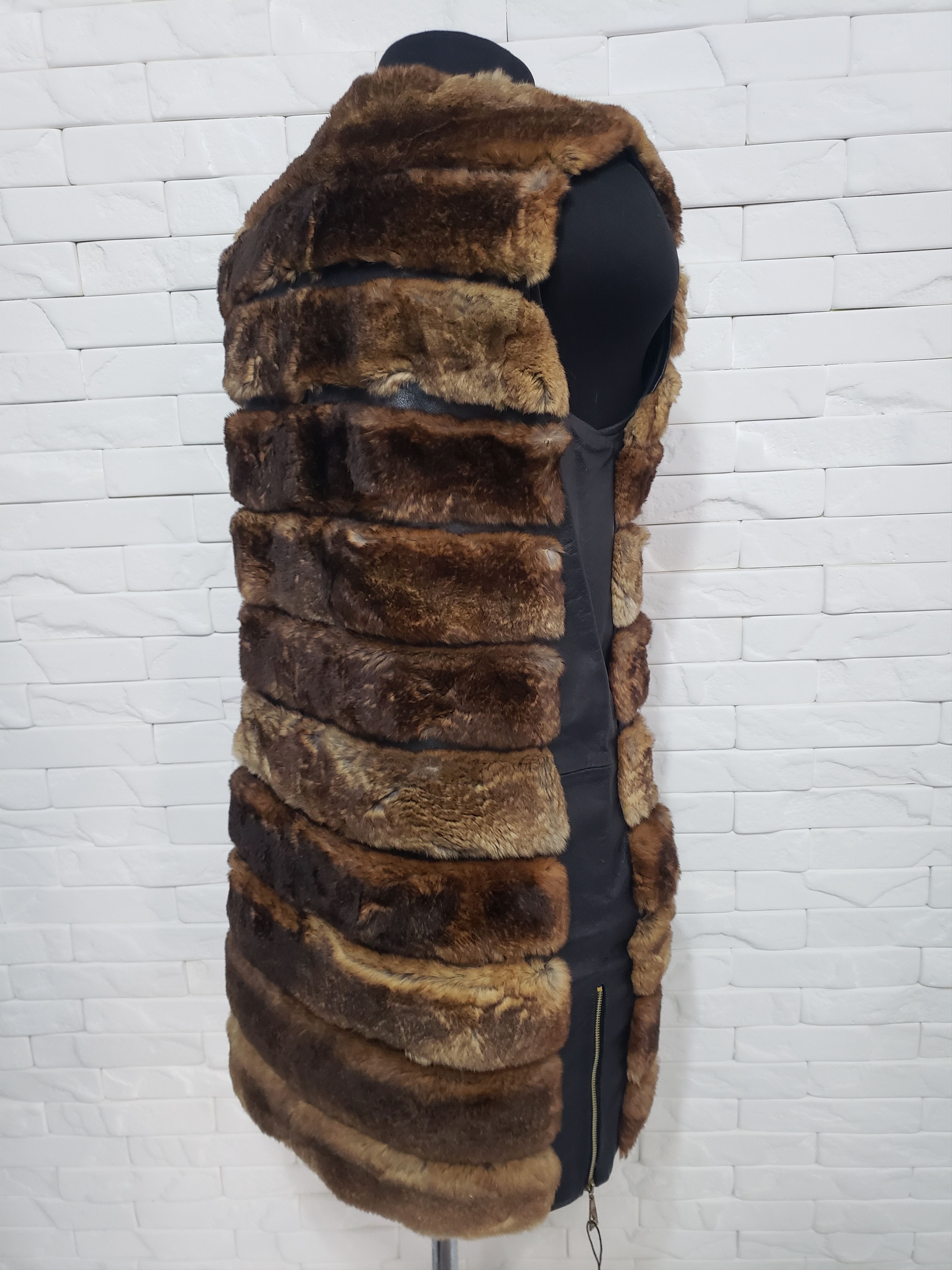 Genuine Leather Stylish women's vest made of genuine rabbit fur. Size M / US 6-8 / IT 42-44 - 5 Thumbnail