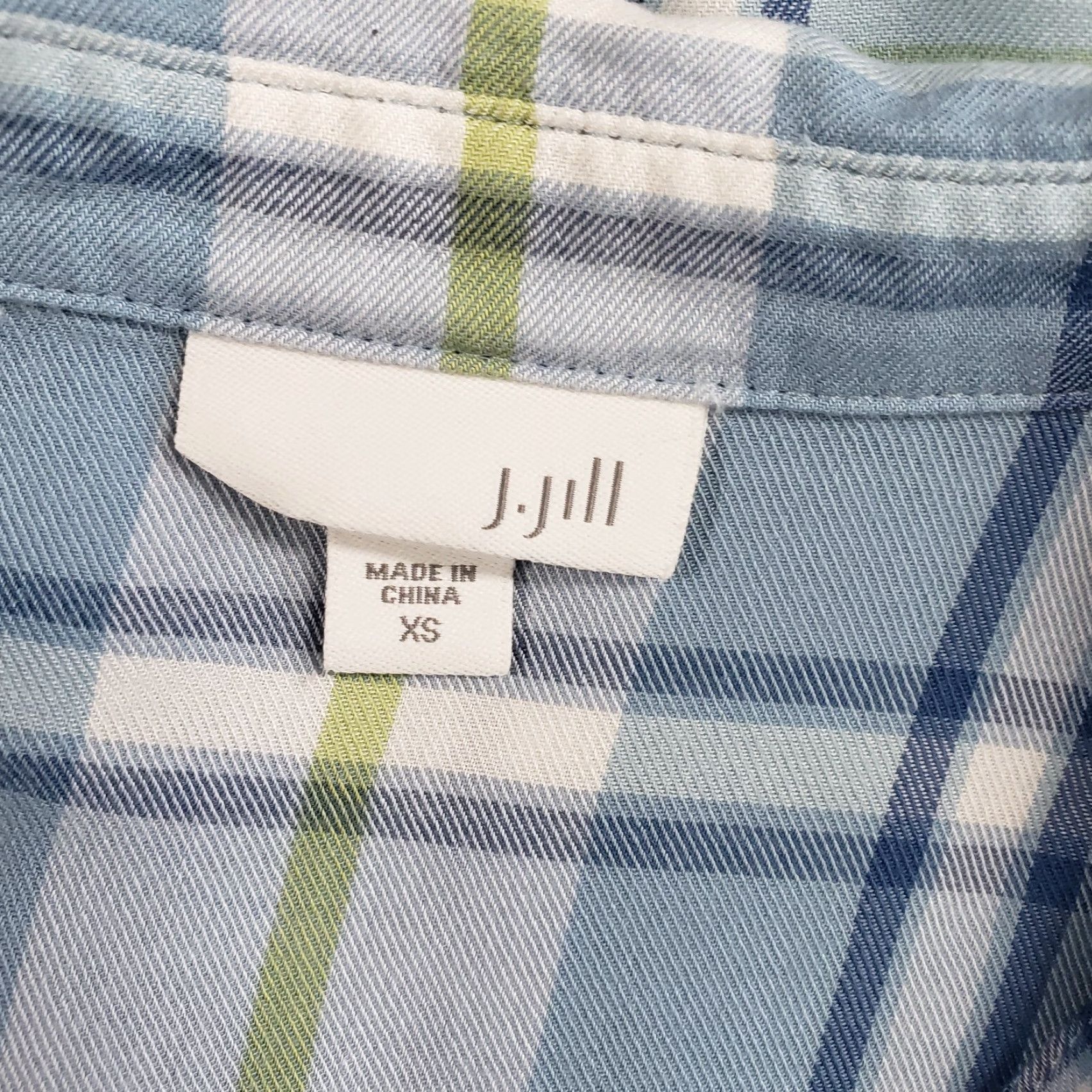 J. Jill J Jill Womens Button Front Shirt XS Blue Green Plaid Long Sleeve Viscose Shirt Womens XS Blue Green Plaid Long Sleeve Button-Up Size XS / US 0-2 / IT 36-38 - 6 Thumbnail