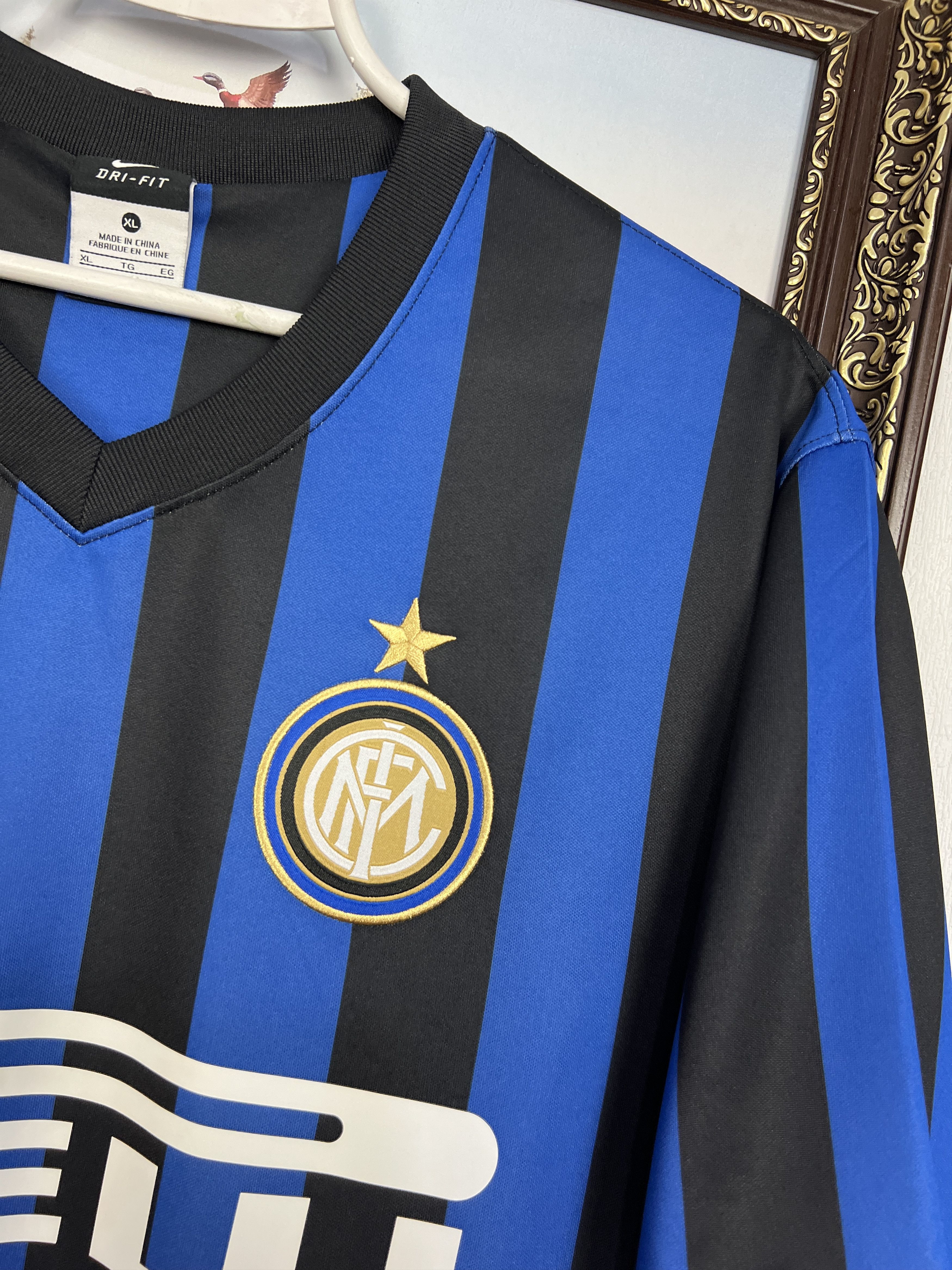 Nike Inter Milan Home football shirt 2010 Soccer Nike Jersey Size US XL / EU 56 / 4 - 4 Thumbnail