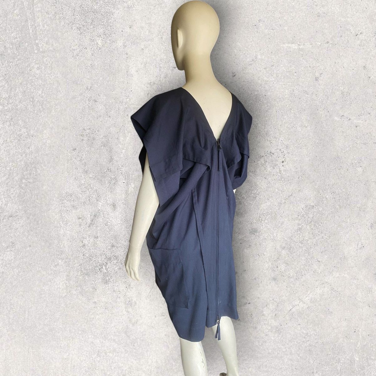 Issey Miyake Issey Miyake V Neck Back Zip Midi Dress Size M / US 6-8 / IT 42-44 - 7 Thumbnail