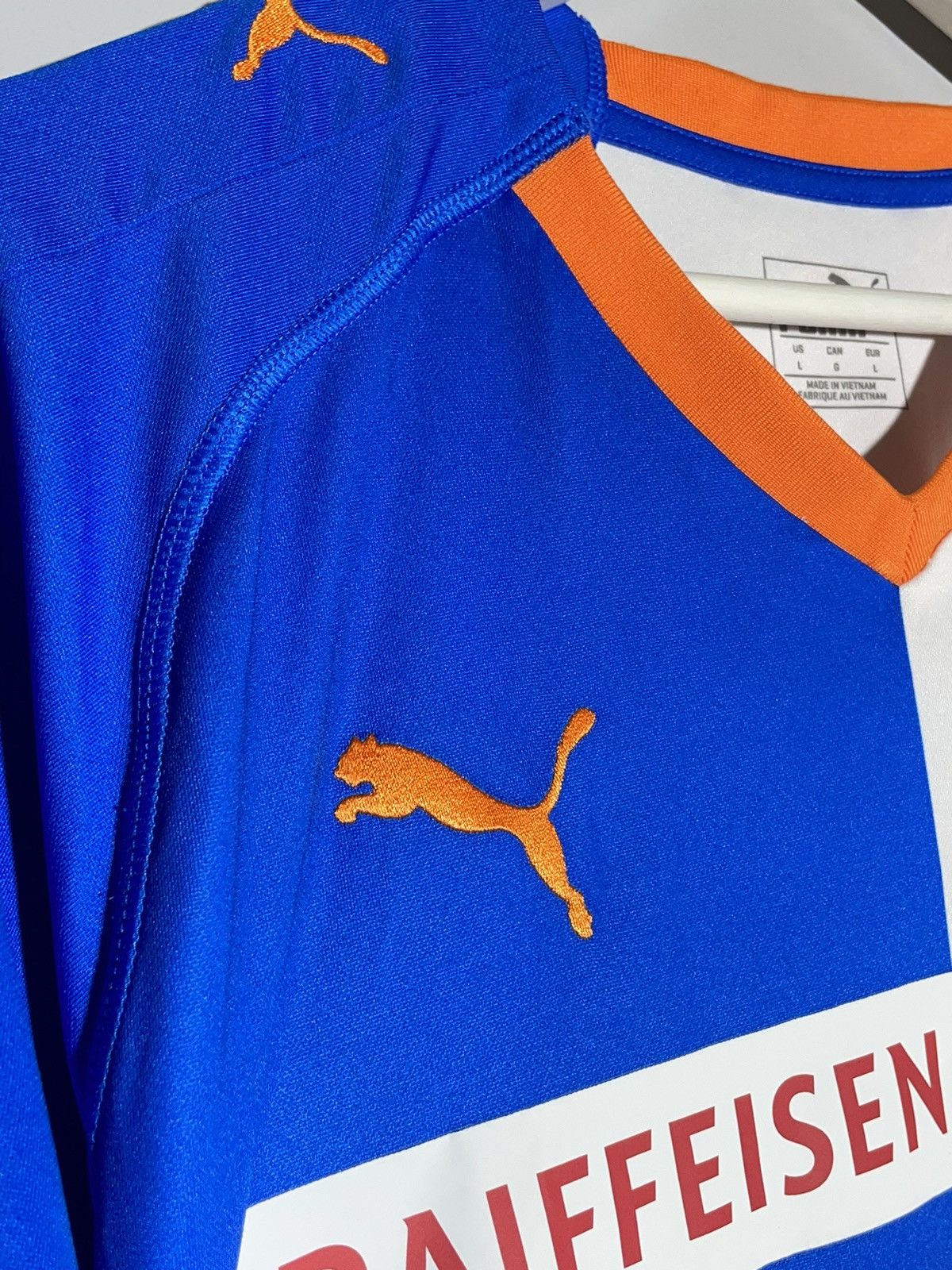 Puma Grasshopper Club Zurich Puma 2018-19 Home Football Shirt Size US L / EU 52-54 / 3 - 7 Thumbnail