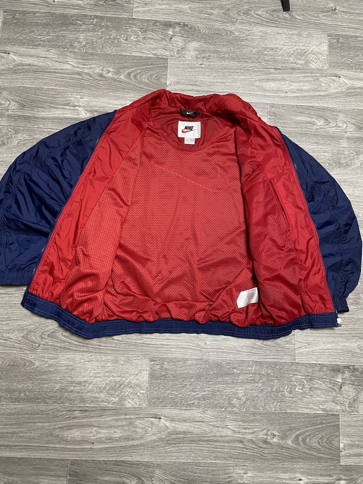 Nike Vintage 90s Nike Big Swoosh Logo Nylon Jacket Size US M / EU 48-50 / 2 - 16 Thumbnail