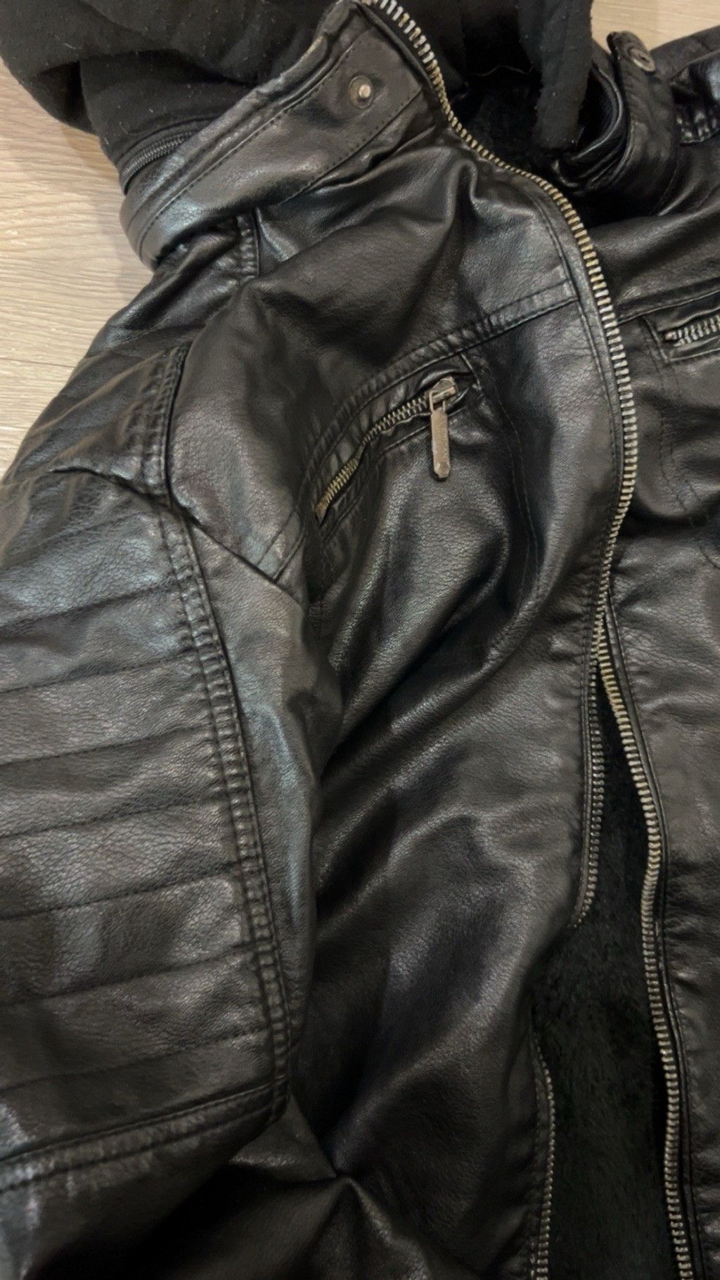 Other American Breed Black Leather Jacket with cozy lining For Men Size US XL / EU 56 / 4 - 5 Thumbnail