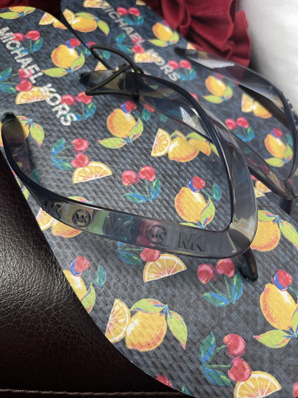 Michael Kors Michael Kors MK Logo Flip Flop Fruit Print Thong Sandal 10 Size US 10 / IT 40 - 4 Thumbnail