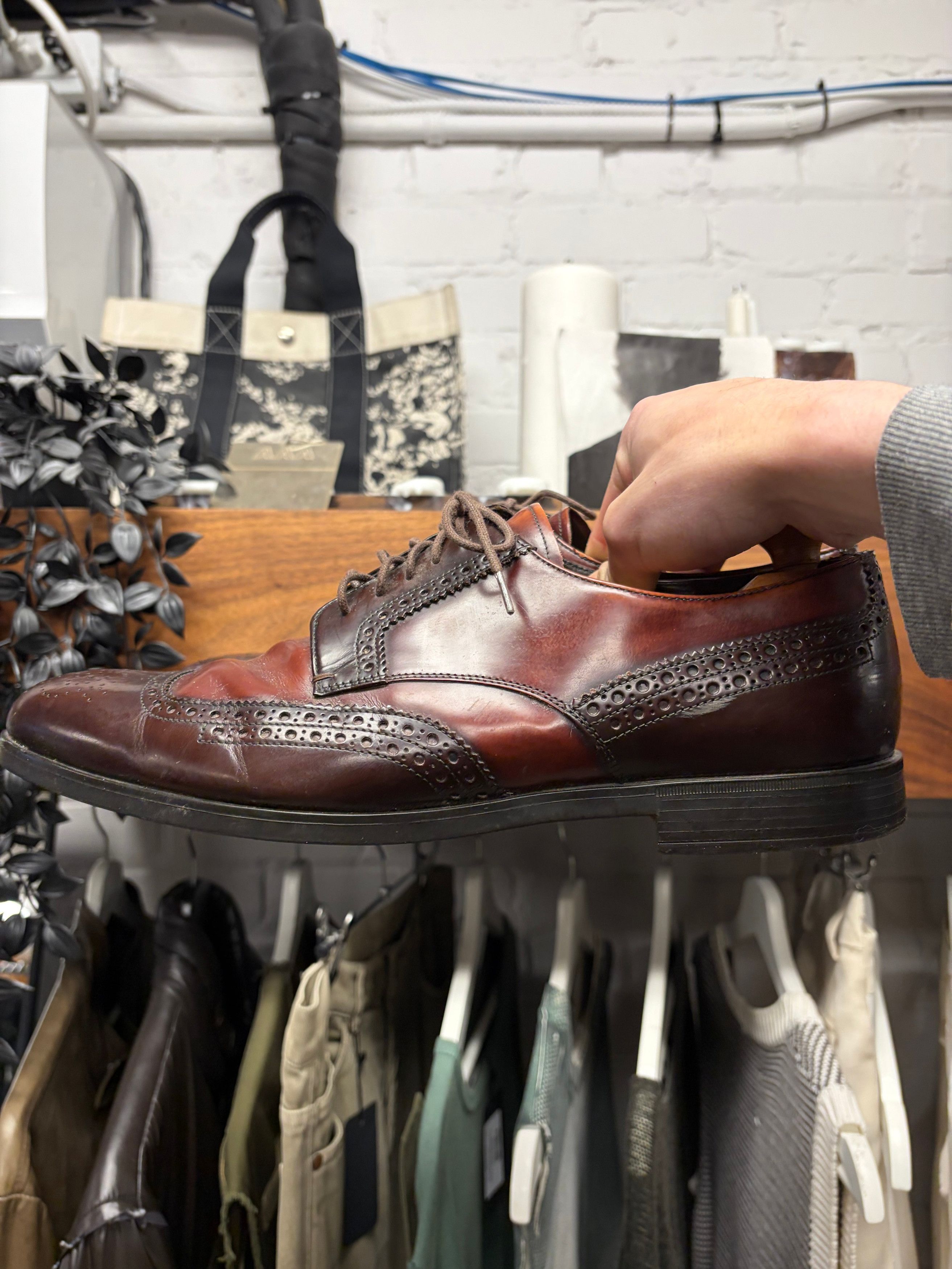 Prada Prada Wingtip Brogue Leather Oxford Shoes with Natural Brown Patina Size US 10 / EU 43 - 3 Thumbnail