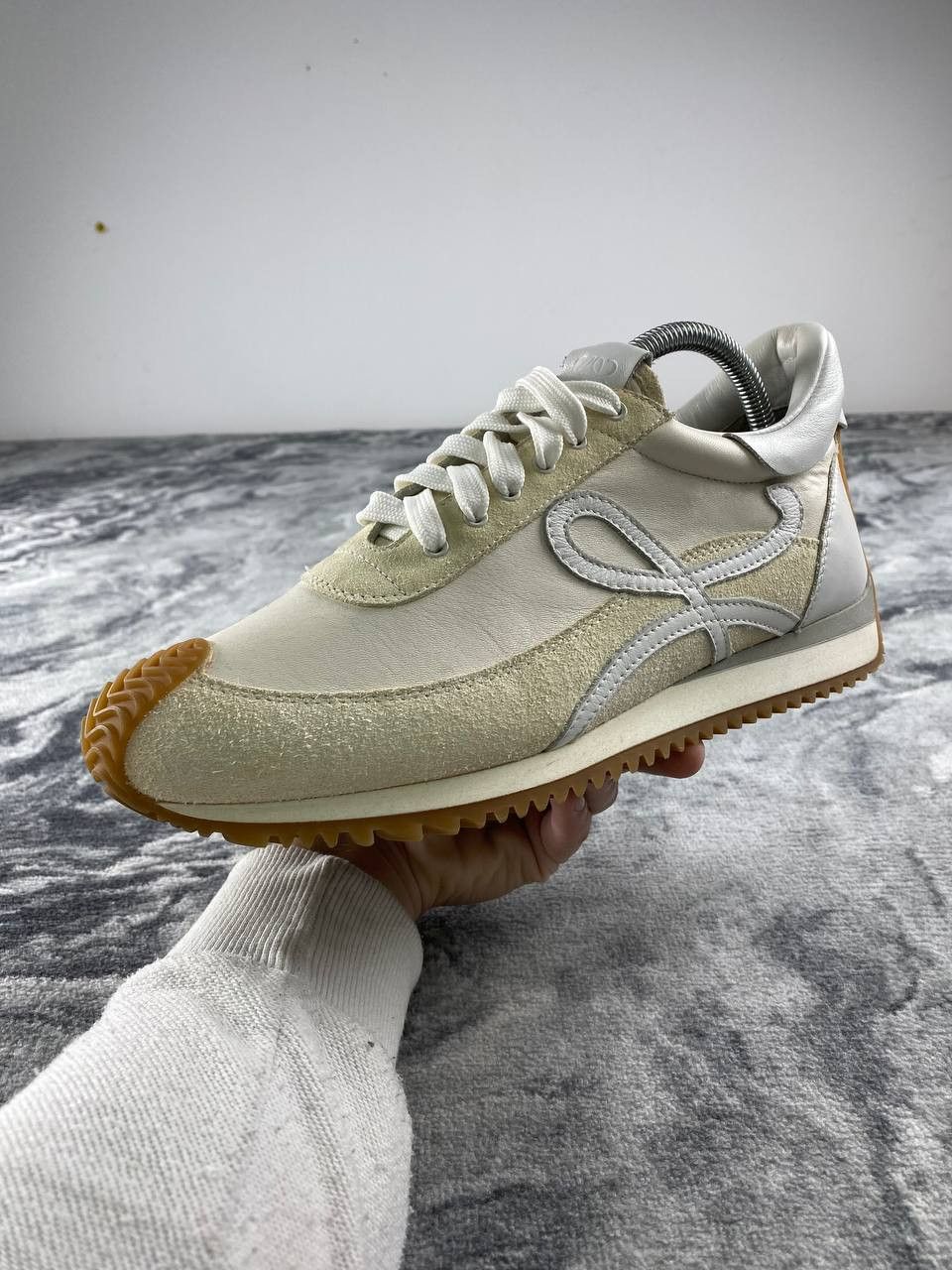 Vintage Loewe Flow Runner Leather Sneakers Women Size 40 Beige Size US 10 / IT 40 - 11 Thumbnail