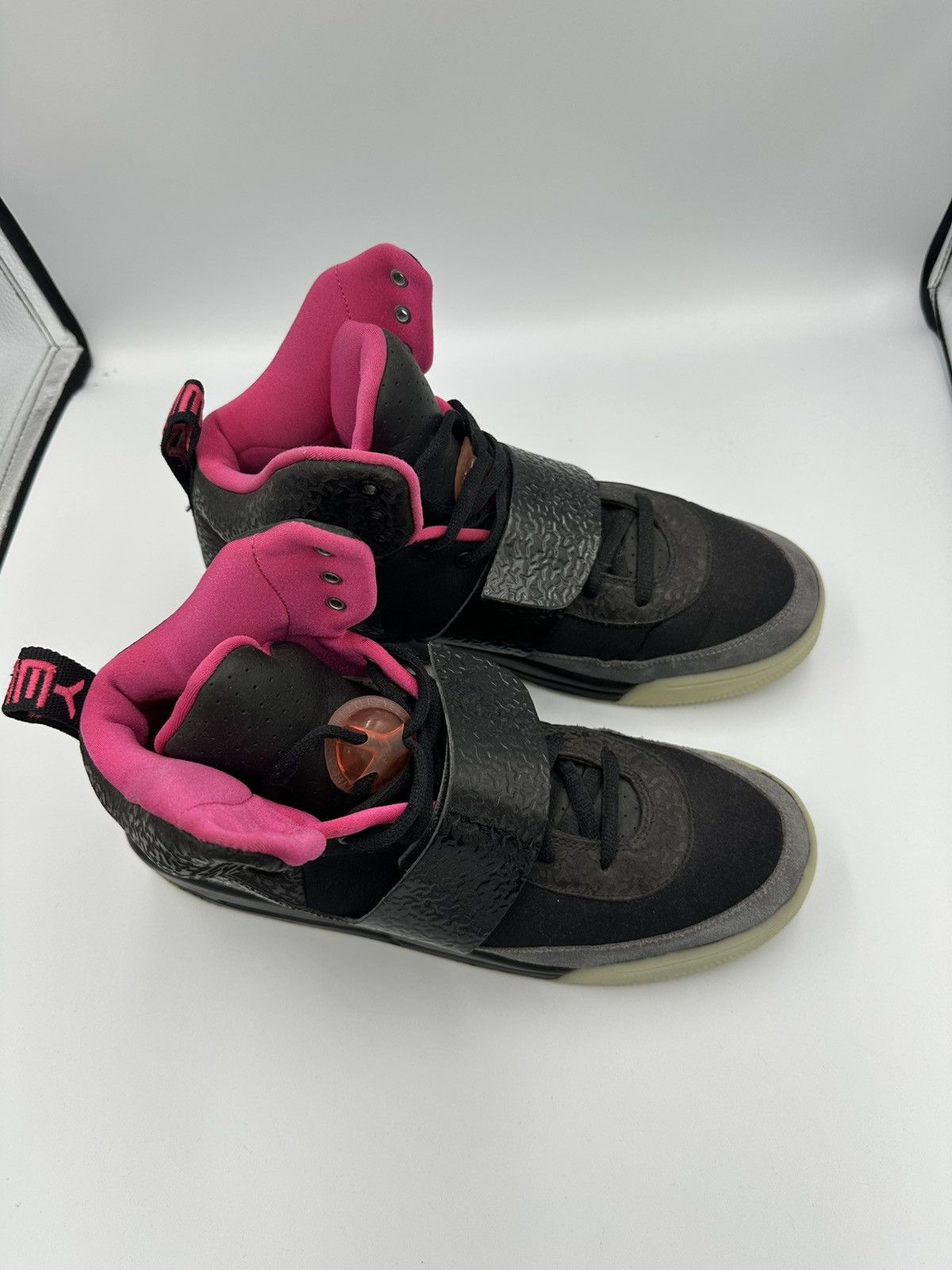 Kanye West × Nike Nike Air Yeezy 1 Blink Size US 12 / EU 45 - 4 Thumbnail