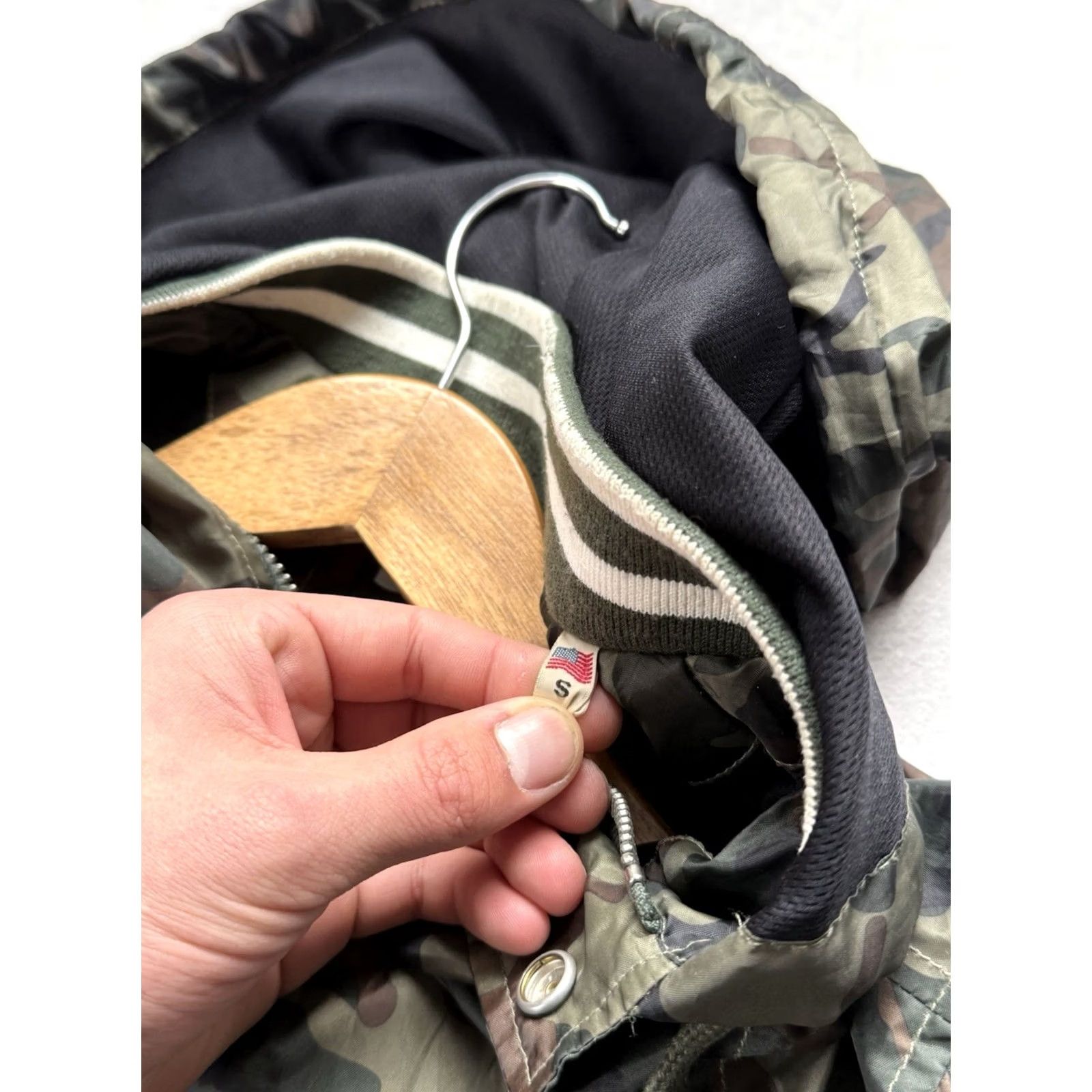Schott VINTAGE Schott NYC Camouflage Hooded Jacket Men’s S Lightweight Camo Zip Up Coat Size US S / EU 44-46 / 1 - 7 Thumbnail