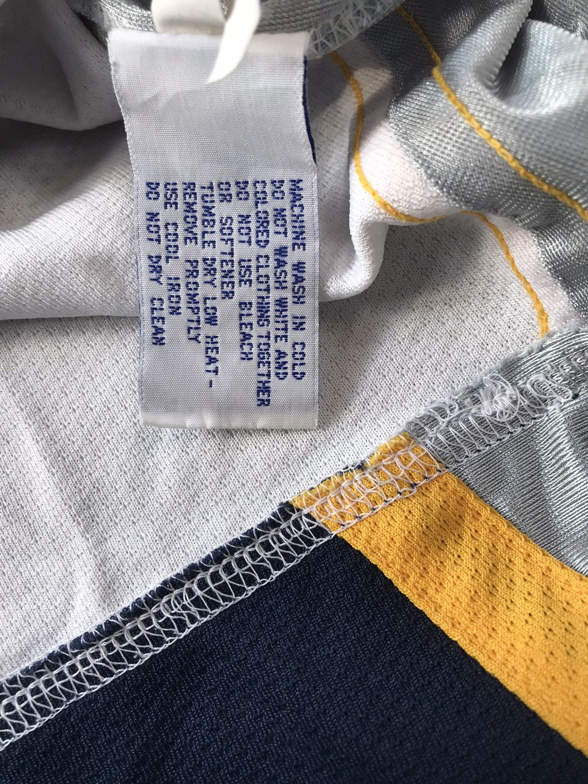 Starter × Vintage Vintage starter NHL stylish polyester hockey jersey Size US S / EU 44-46 / 1 - 5 Thumbnail