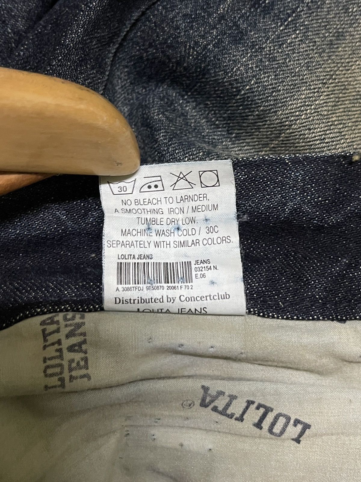 Japanese Brand Lolita Jeans Washed Flared Size US 30 / EU 46 - 22 Thumbnail