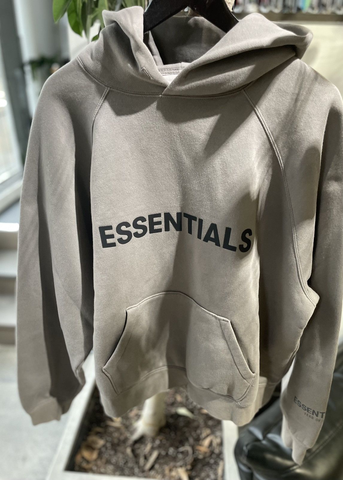 Fear of God Fear of God Essentials Pullover Hoodie Size US S / EU 44-46 / 1 - 1 Thumbnail