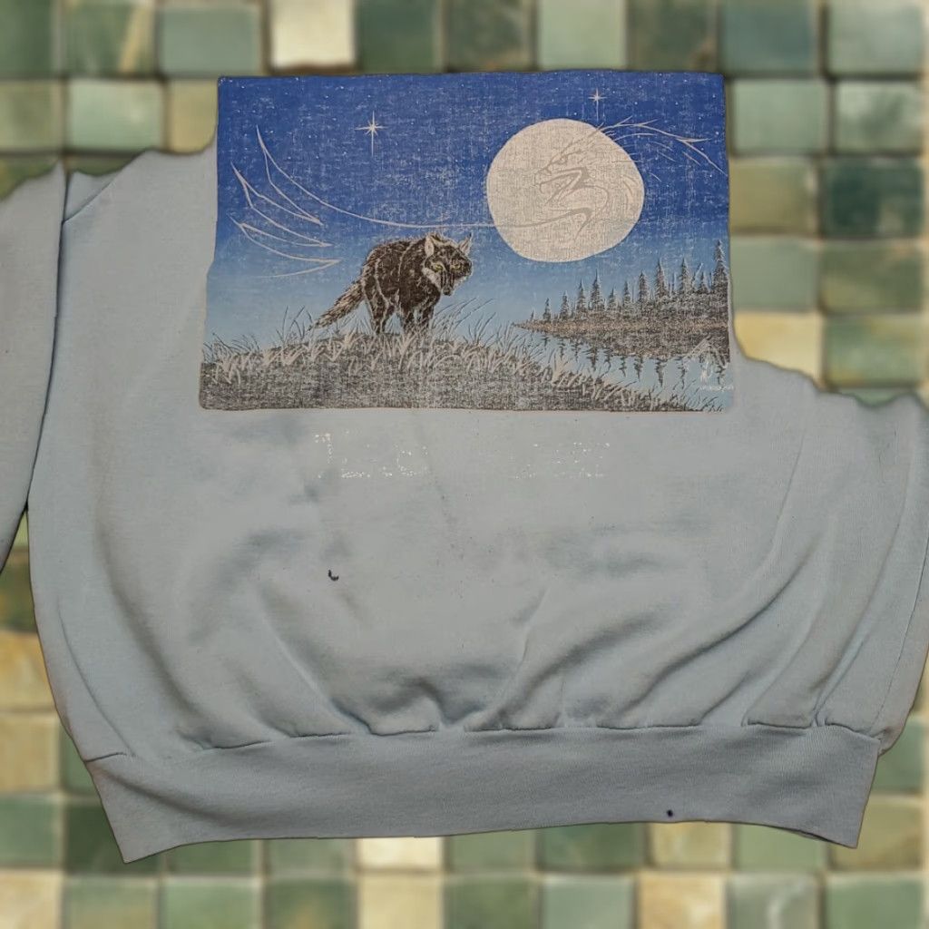 Vintage VINTAGE Wolf Sweatshirt Mens XL Blue Eagle Nature Raglan Crewneck Made in Canada Size US XL / EU 56 / 4 - 1 Thumbnail