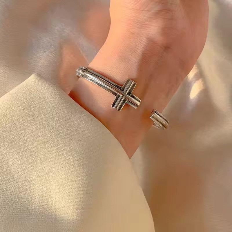 Jewelry Silver Cuff Bracelet Size ONE SIZE - 2 Thumbnail