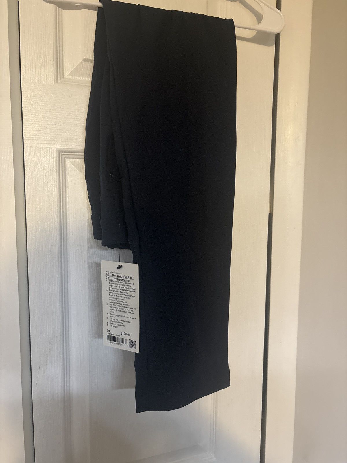 Lululemon ABC relaxed-Fir pant 32L Size US 32 / EU 48 - 1 Thumbnail