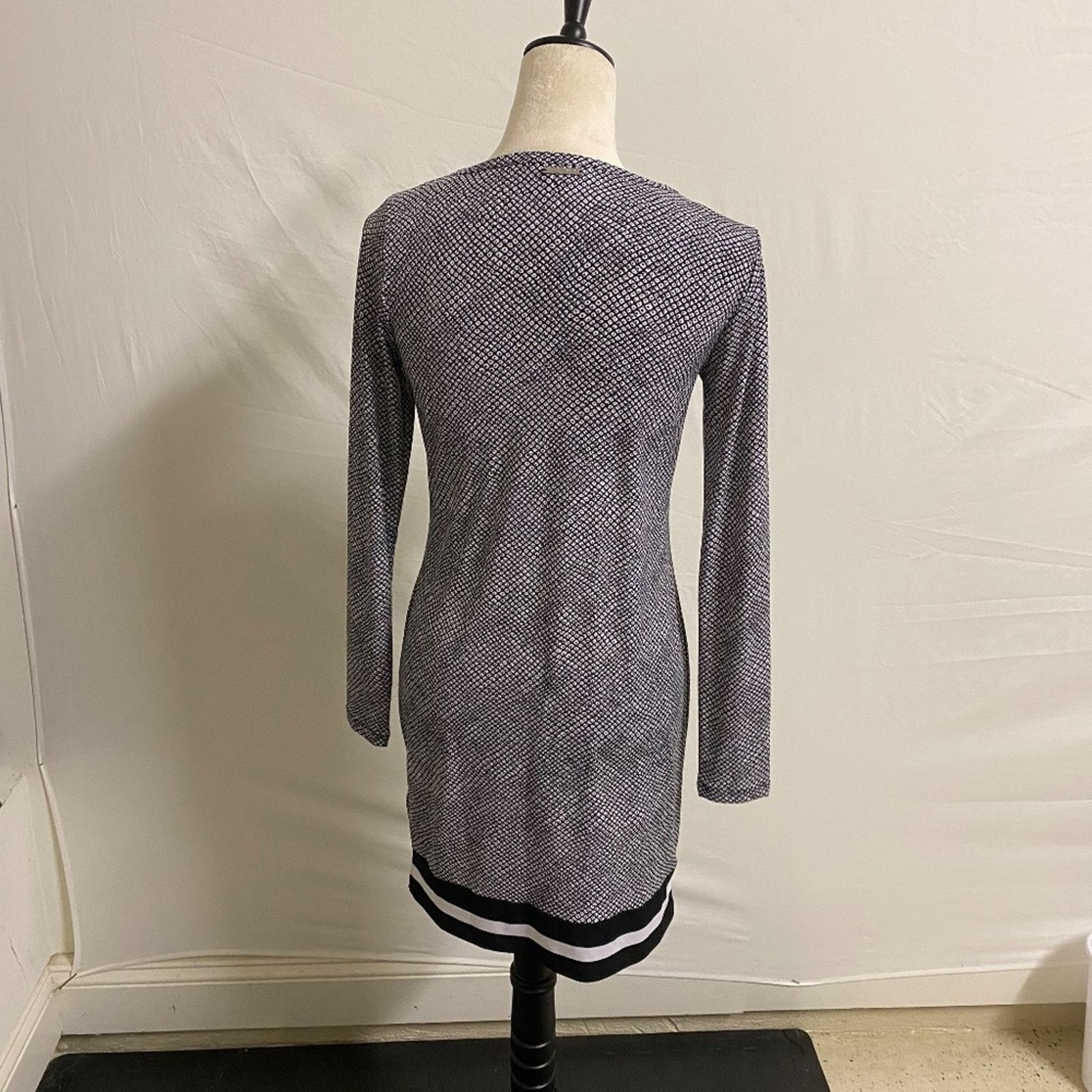 Michael Kors Michael Kors Geometric Pattern Long Sleeve Dress - XS Size XS / US 0-2 / IT 36-38 - 3 Thumbnail