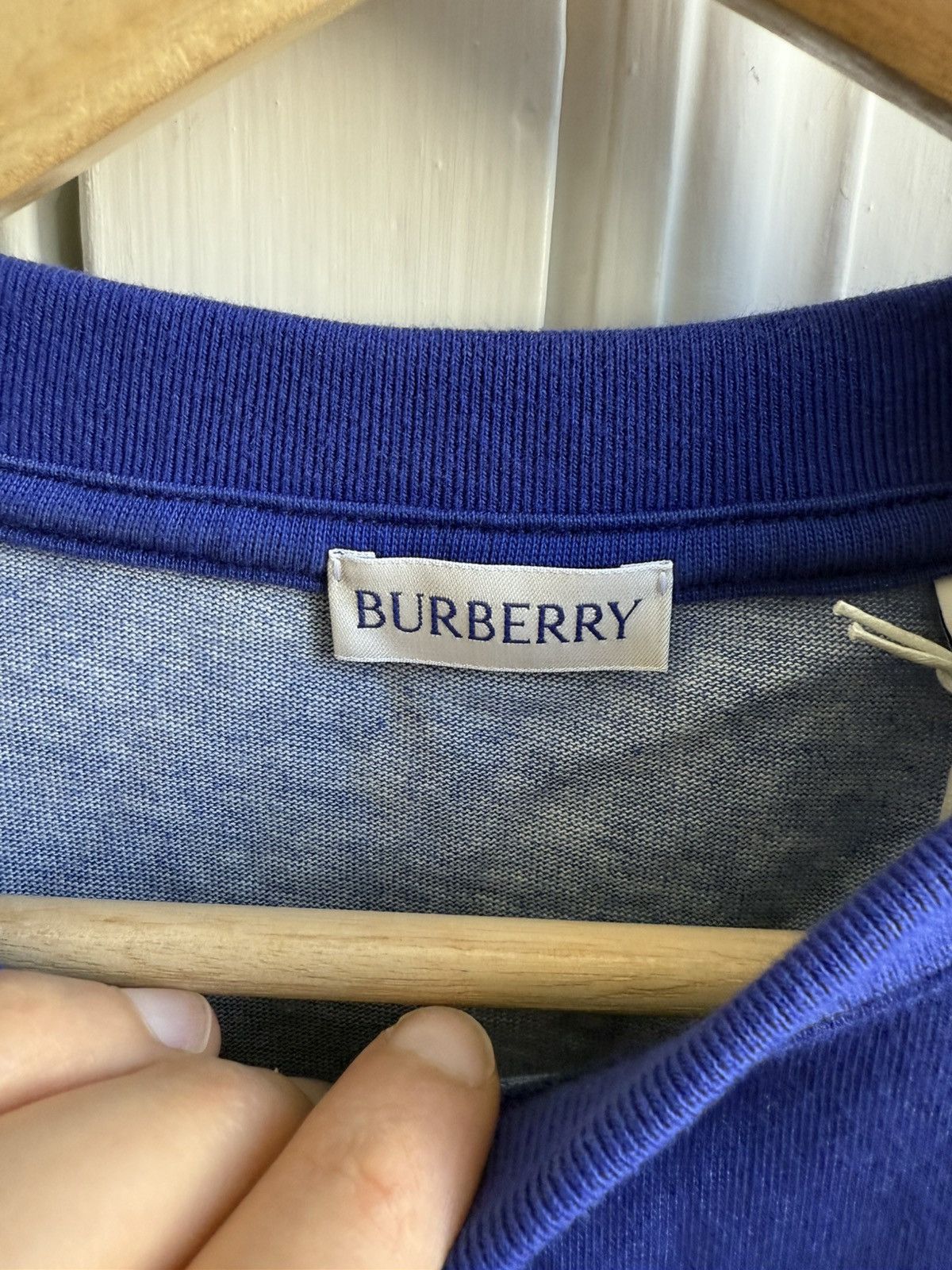 Burberry Burberry Swan Print longsleeve Size US M / EU 48-50 / 2 - 4 Thumbnail