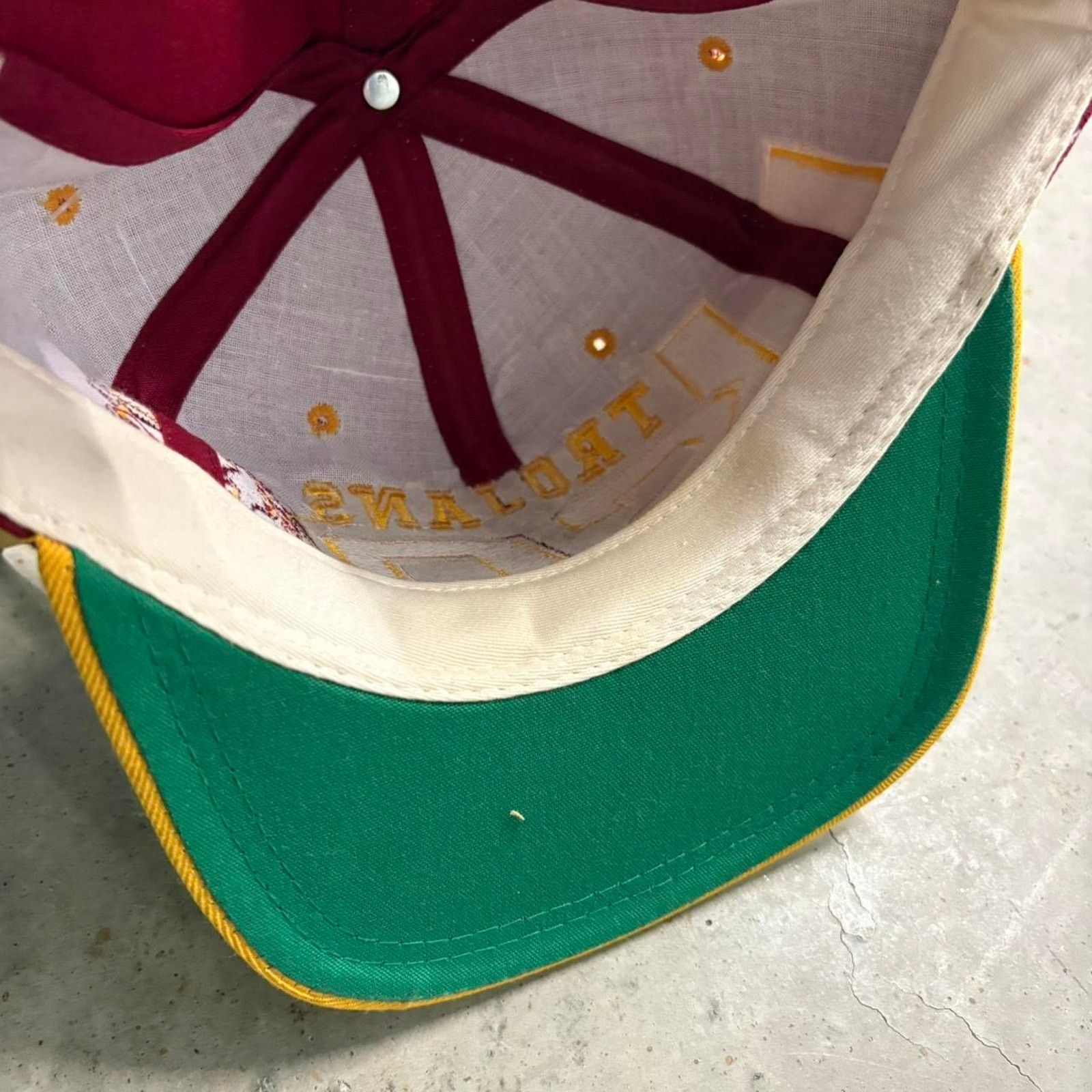 Colosseum Athletics × NCAA × Vintage Crazy NWT Vintage 90s Colosseum Athletics USC Trojans Hat Size ONE SIZE - 4 Thumbnail