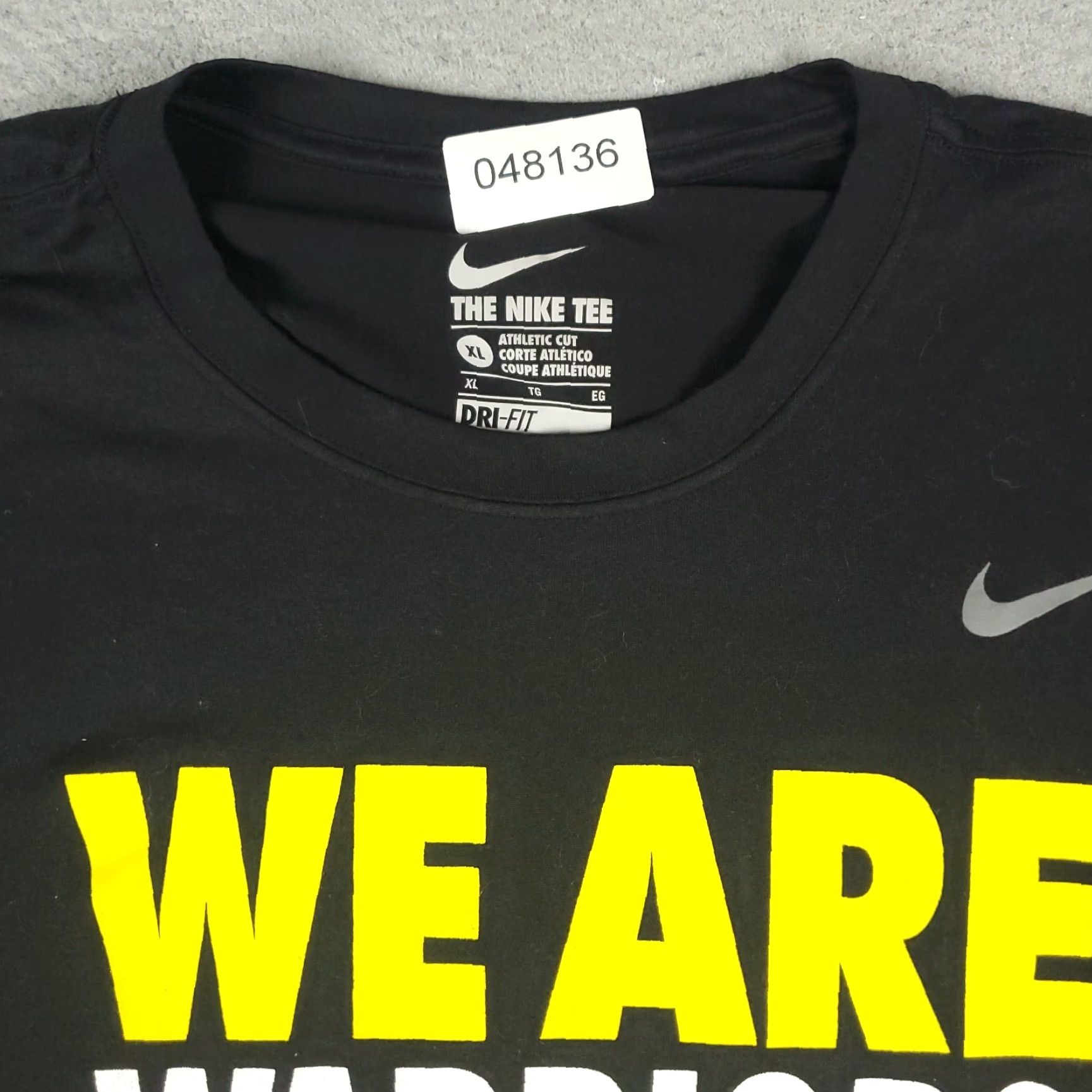 Nike Nike Shirt Mens XL Black Casual Crew Neck Short Sleeve Sports Size US XL / EU 56 / 4 - 3 Thumbnail
