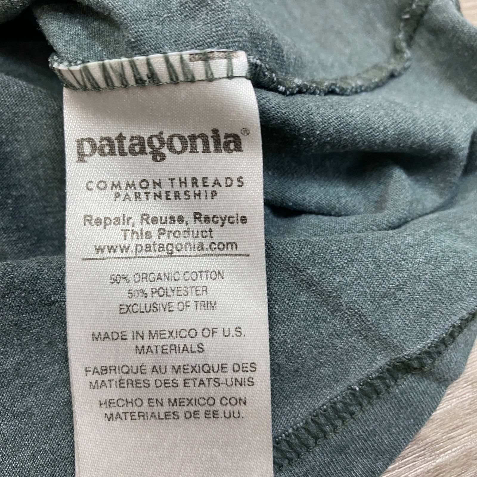 Patagonia Patagonia Fitz Roy Crest Slim Fit Organic Cotton Shirt Med Size US M / EU 48-50 / 2 - 7 Thumbnail