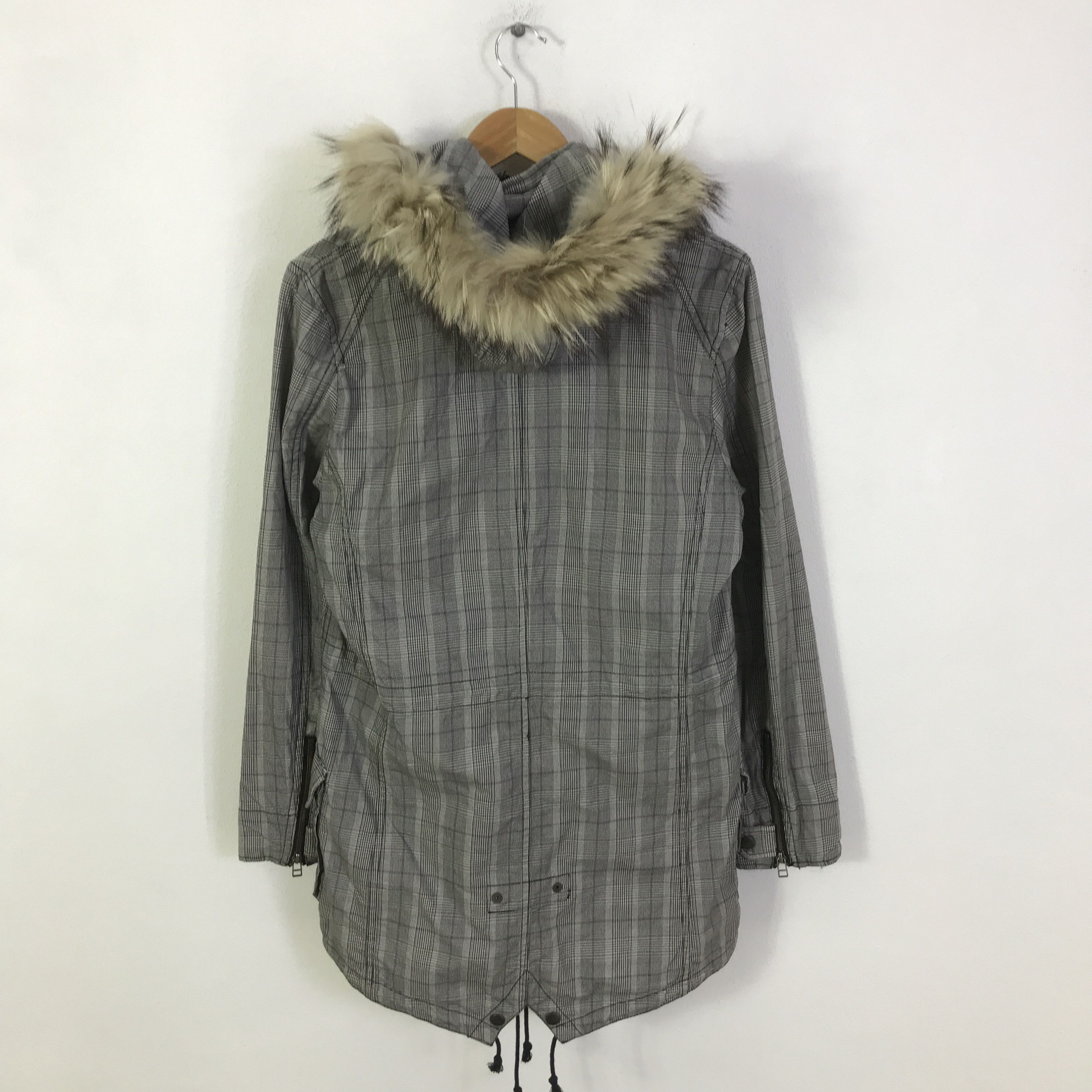 Japanese Brand Fur hoodie edge rupert Japanese design jacket K109B12 Size US L / EU 52-54 / 3 - 3 Thumbnail