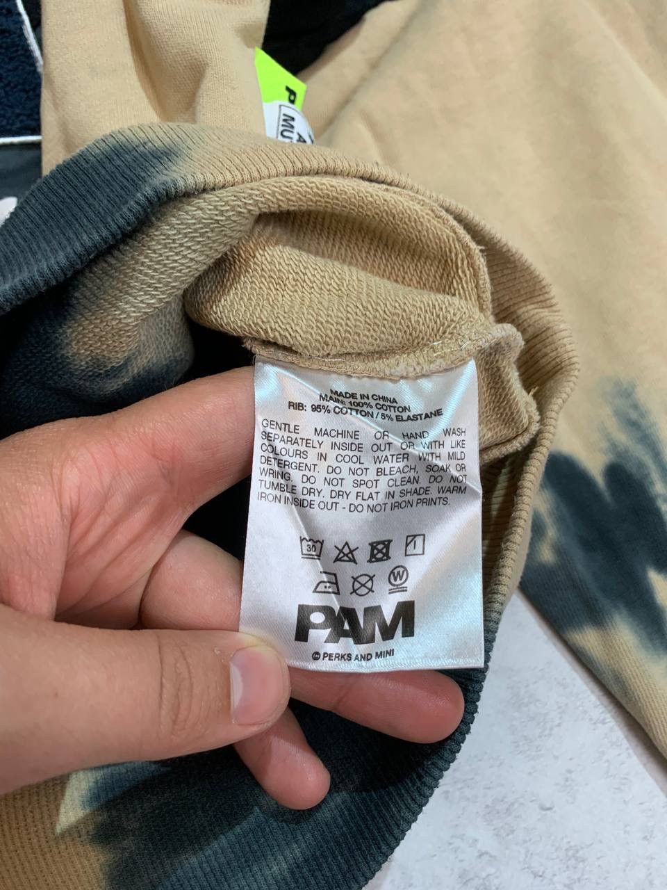 Perks And Mini Perks and Mini rare man oversized sweatshirt in size L Size US L / EU 52-54 / 3 - 7 Thumbnail