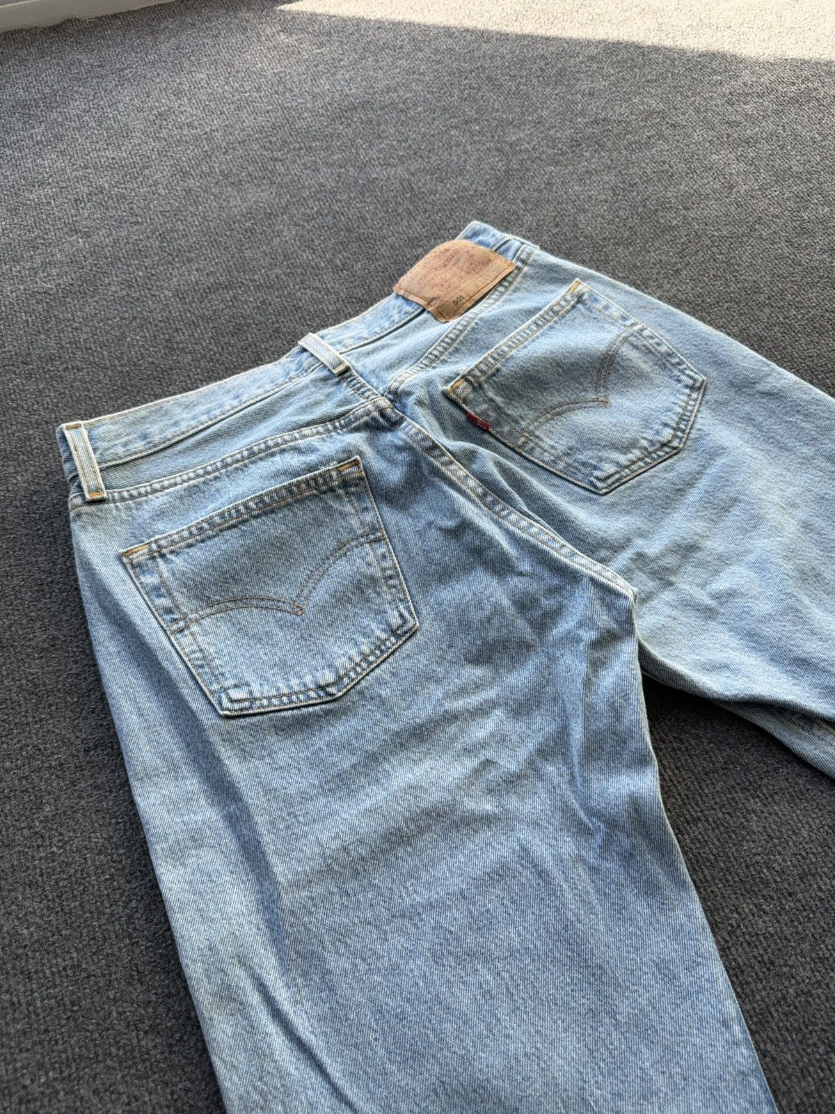 Levi's Vintage Clothing Vintage 90s Levi’s 501 Distressed Western USA Straight Jeans Size US 32 / EU 48 - 16 Thumbnail