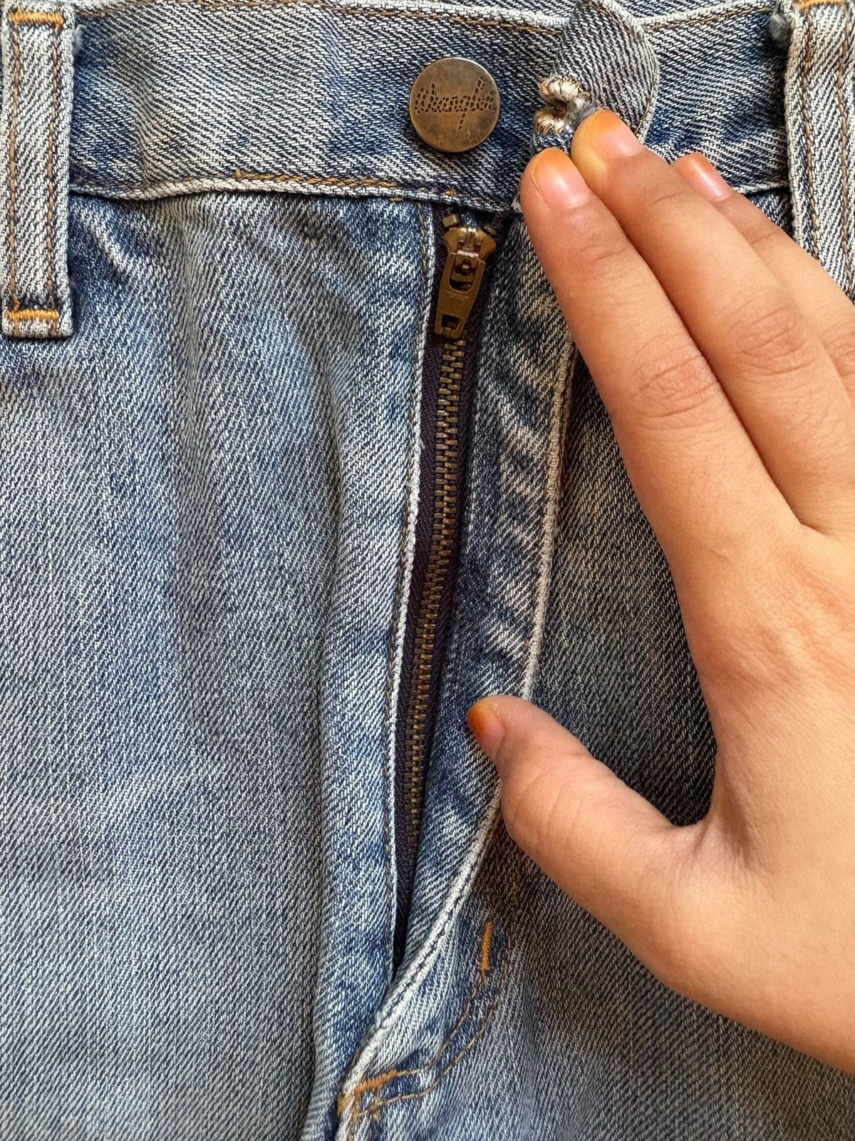 Wrangler Vintage Wrangler Faded Wash Distress Rip Bootcut Flare Jean Size US 32 / EU 48 - 3 Thumbnail