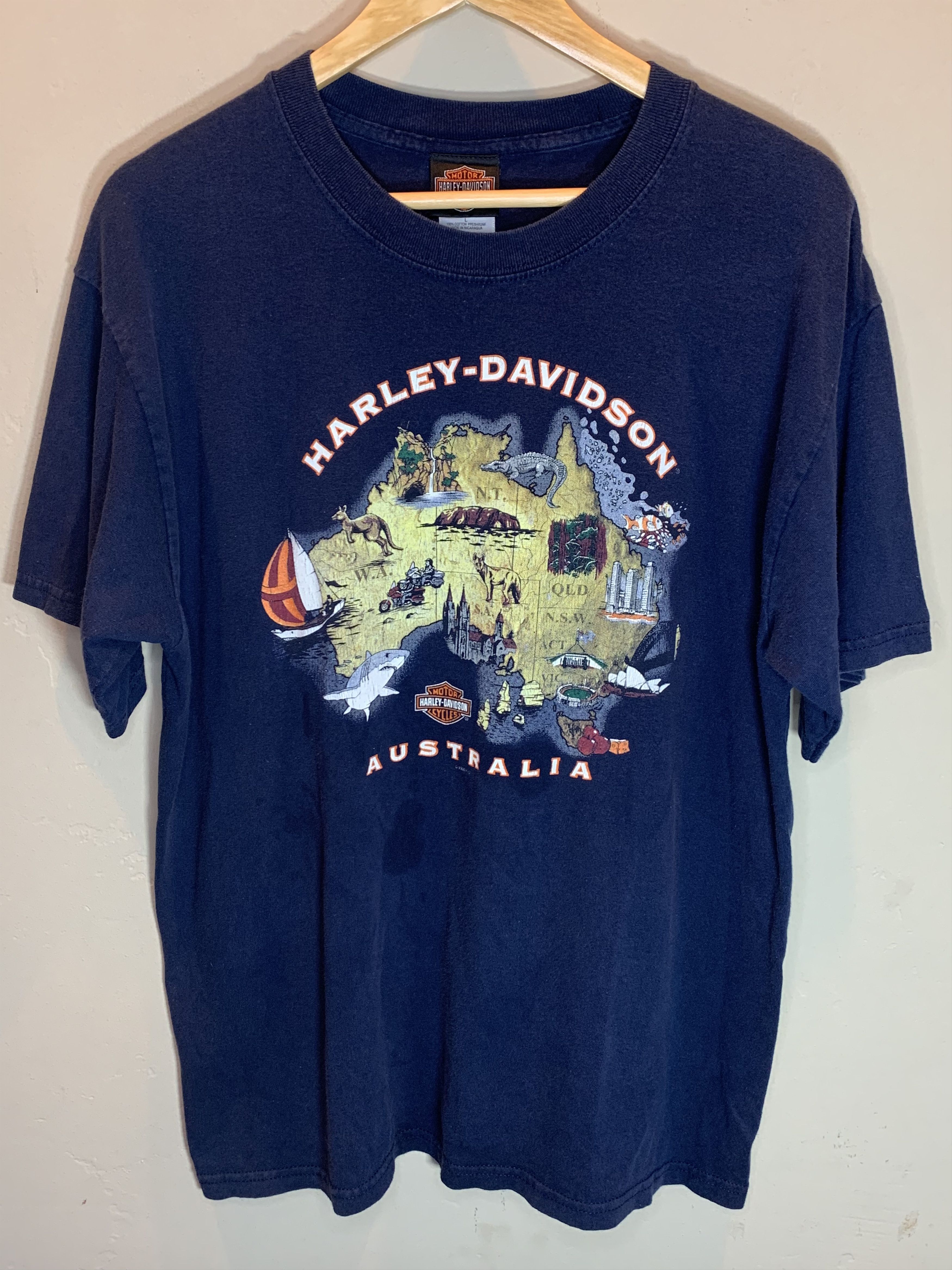Harley Davidson RARE Vintage 90s Harley Davidson Australia Biker Art T-Shirt Size US L / EU 52-54 / 3 - 1 Thumbnail