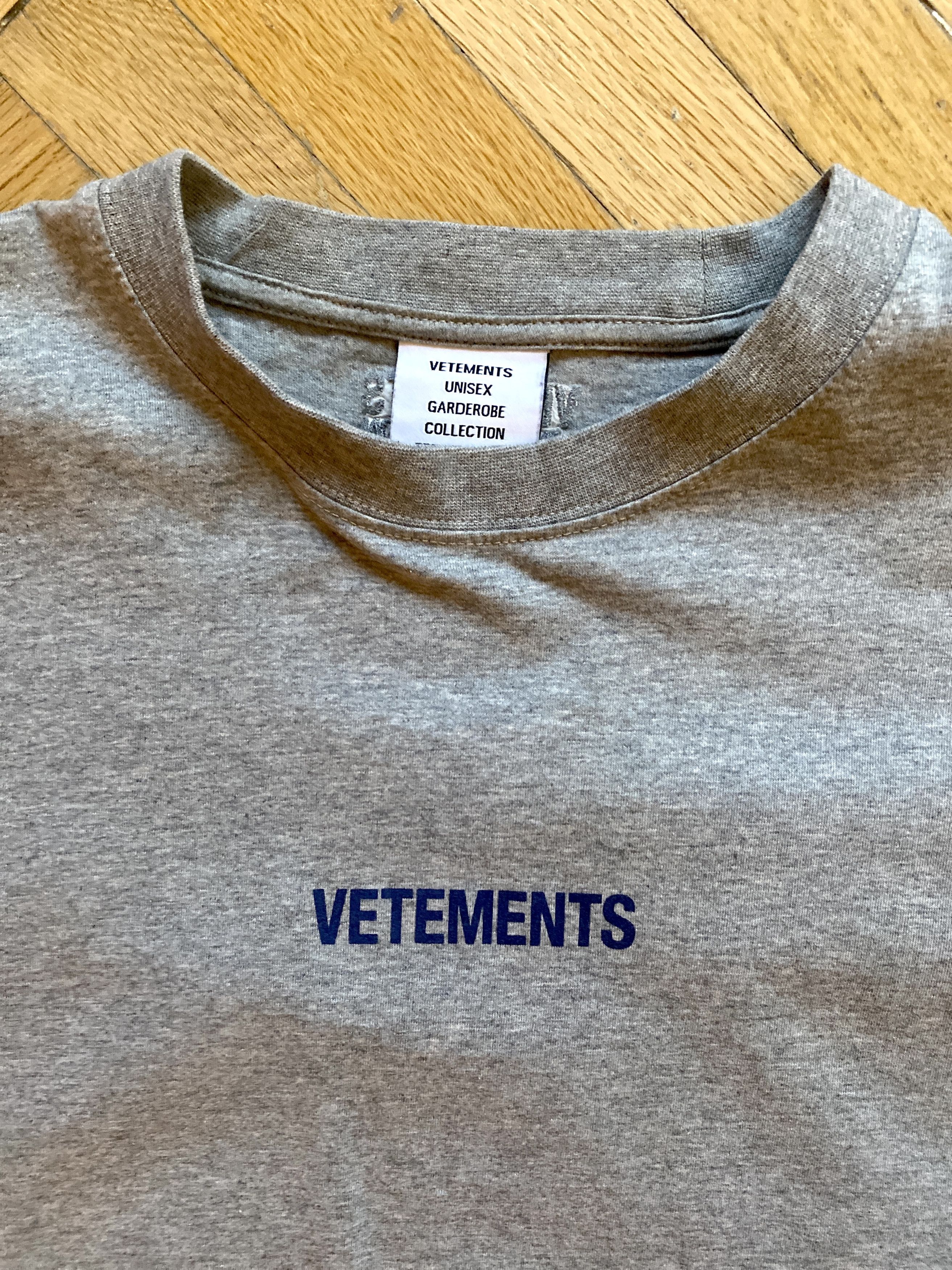 Vetements VETEMENTS Grey Logo Unisex T-shirt Size US M / EU 48-50 / 2 - 2 Thumbnail
