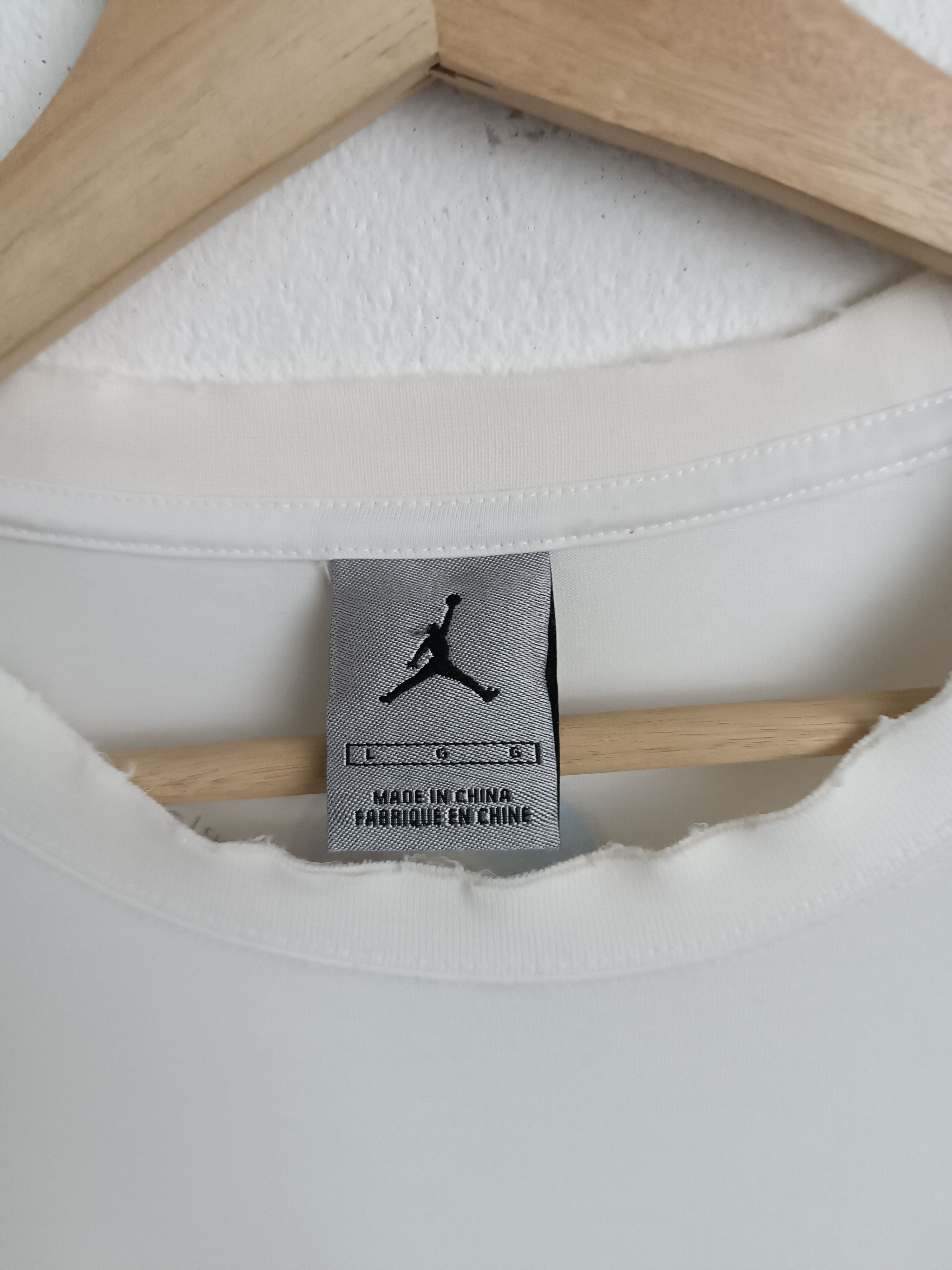Jordan Brand VINTAGE AIR JORDAN DISTRESSED BIG LOGO JUMPMAN NIKE TEE Size US L / EU 52-54 / 3 - 7 Thumbnail