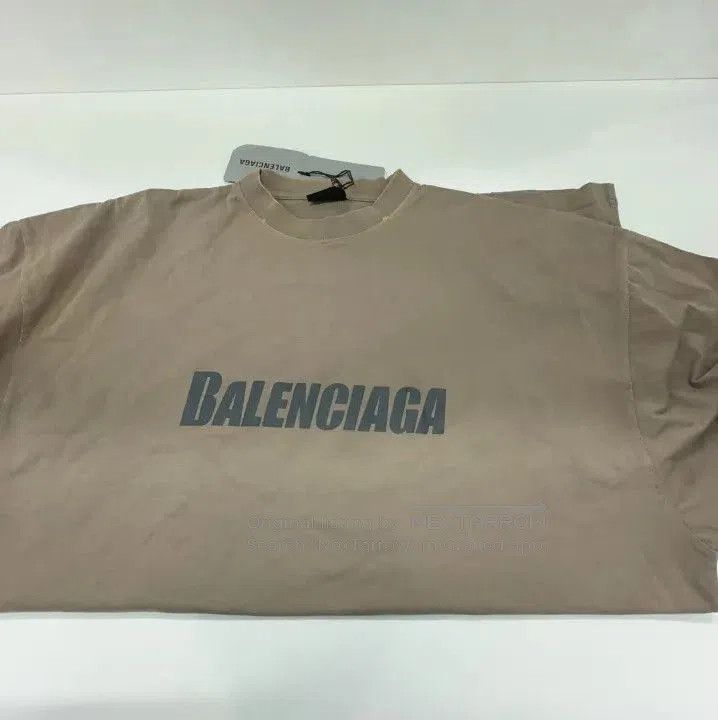 Balenciaga Balenciaga Casual Loose Long Sleeve T. Size US M / EU 48-50 / 2 - 8 Thumbnail