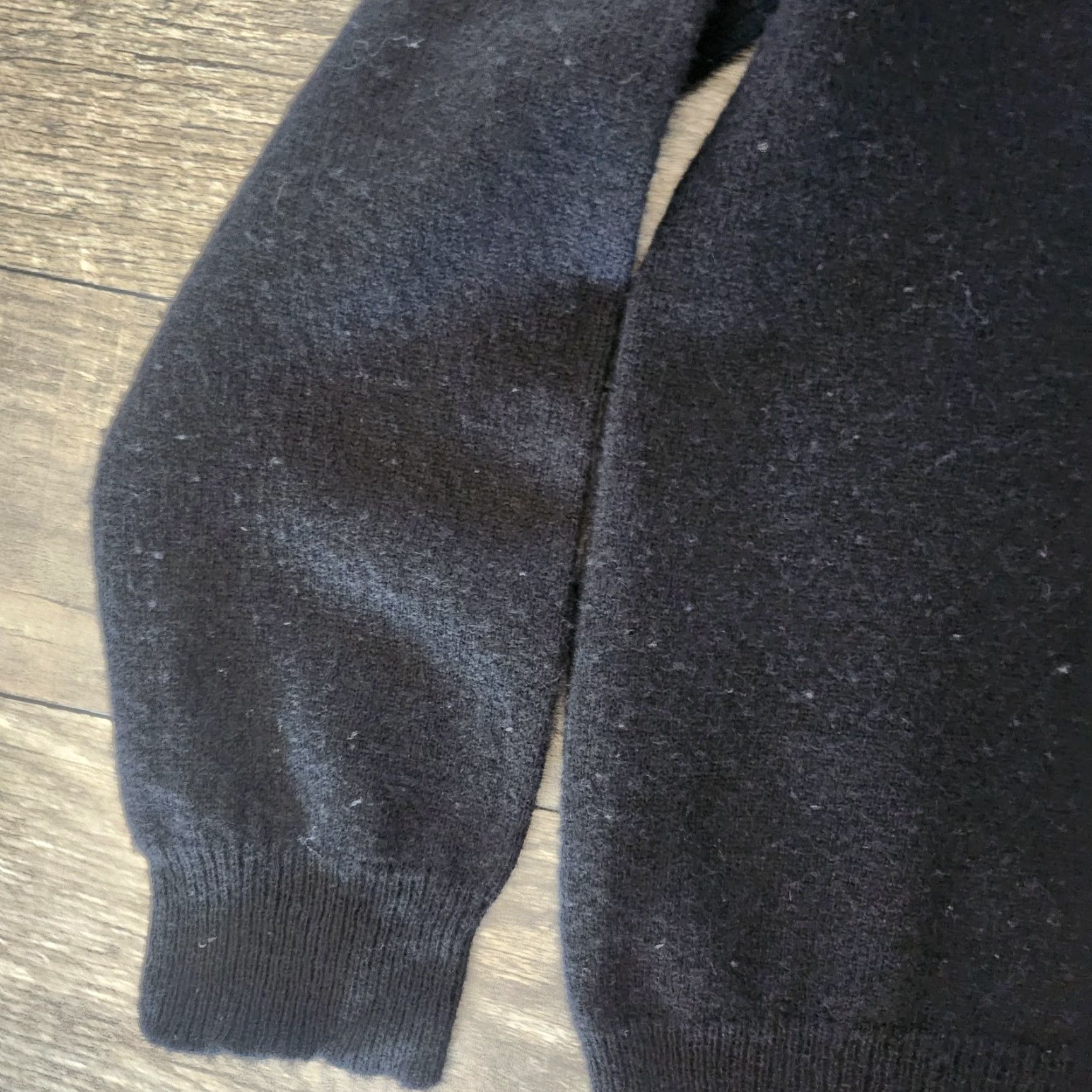 Polo Ralph Lauren Polo Ralph Lauren Sweater Mens XL Black V-Neck Pullover 100% Lambs Wool Knit Logo Embroidered Regular All Seasons Size US XL / EU 56 / 4 - 3 Thumbnail