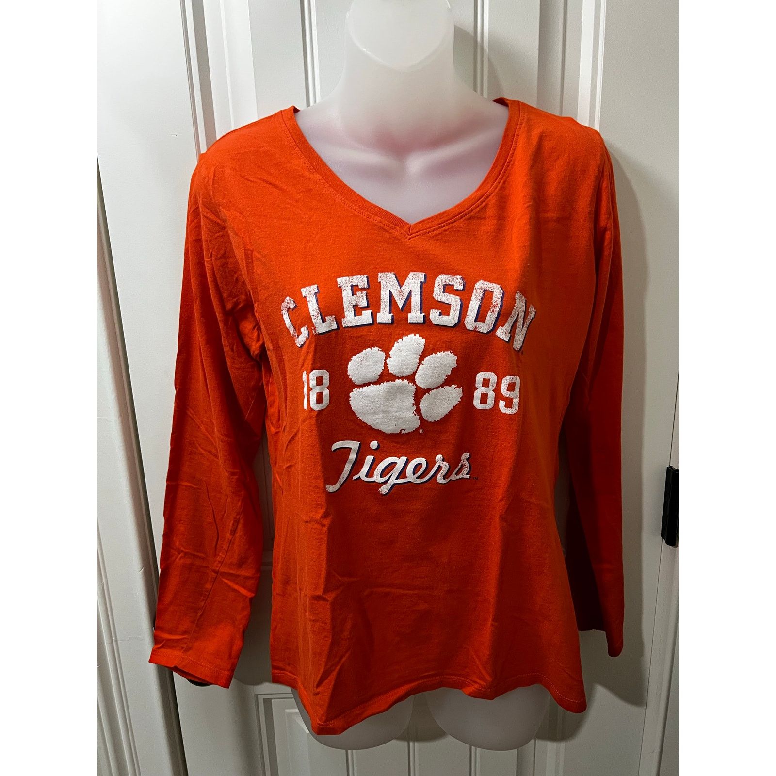 Russell Athletic Clemson Tigers 1889 Paw Logo Long Sleeve T-Shirt V-neck L Size L / US 10 / IT 46 - 2 Thumbnail