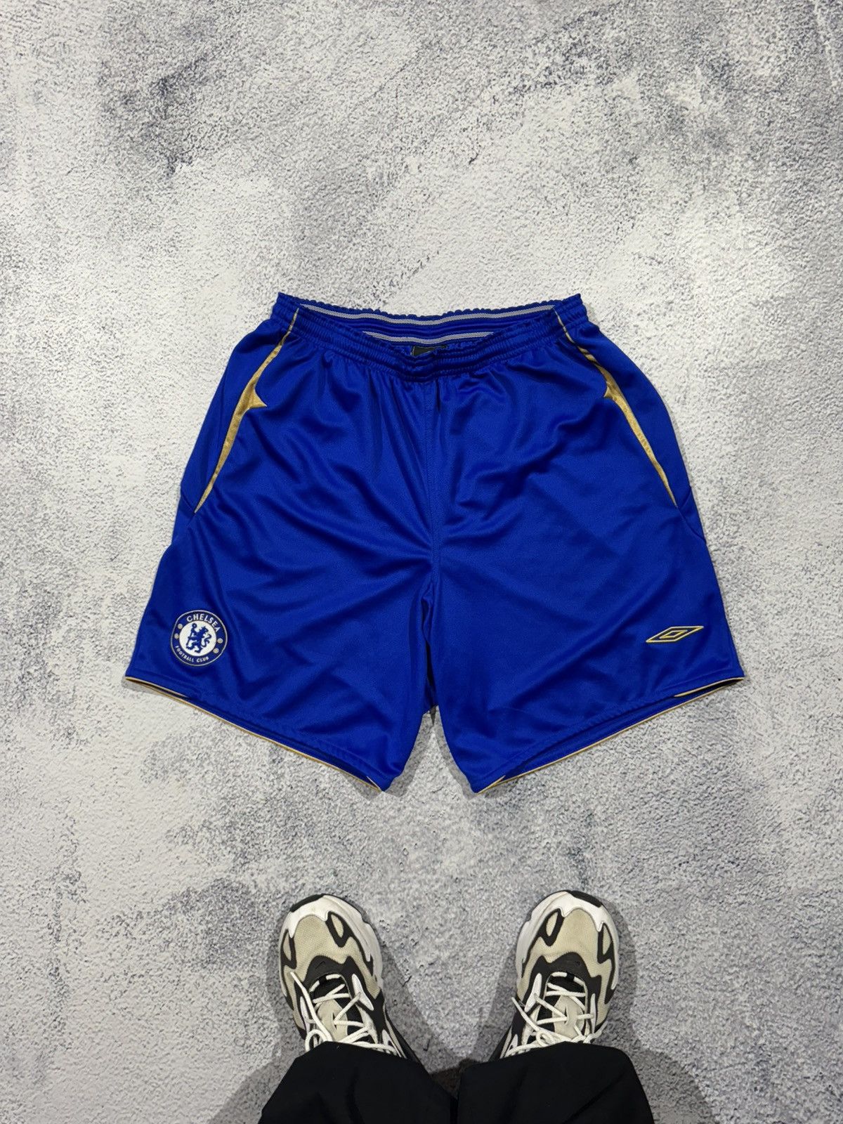 Chelsea Soccer × Vintage Chelsea 2005 2006 Umbro football shorts training men’s L Xl Size US 35 - 1 Thumbnail