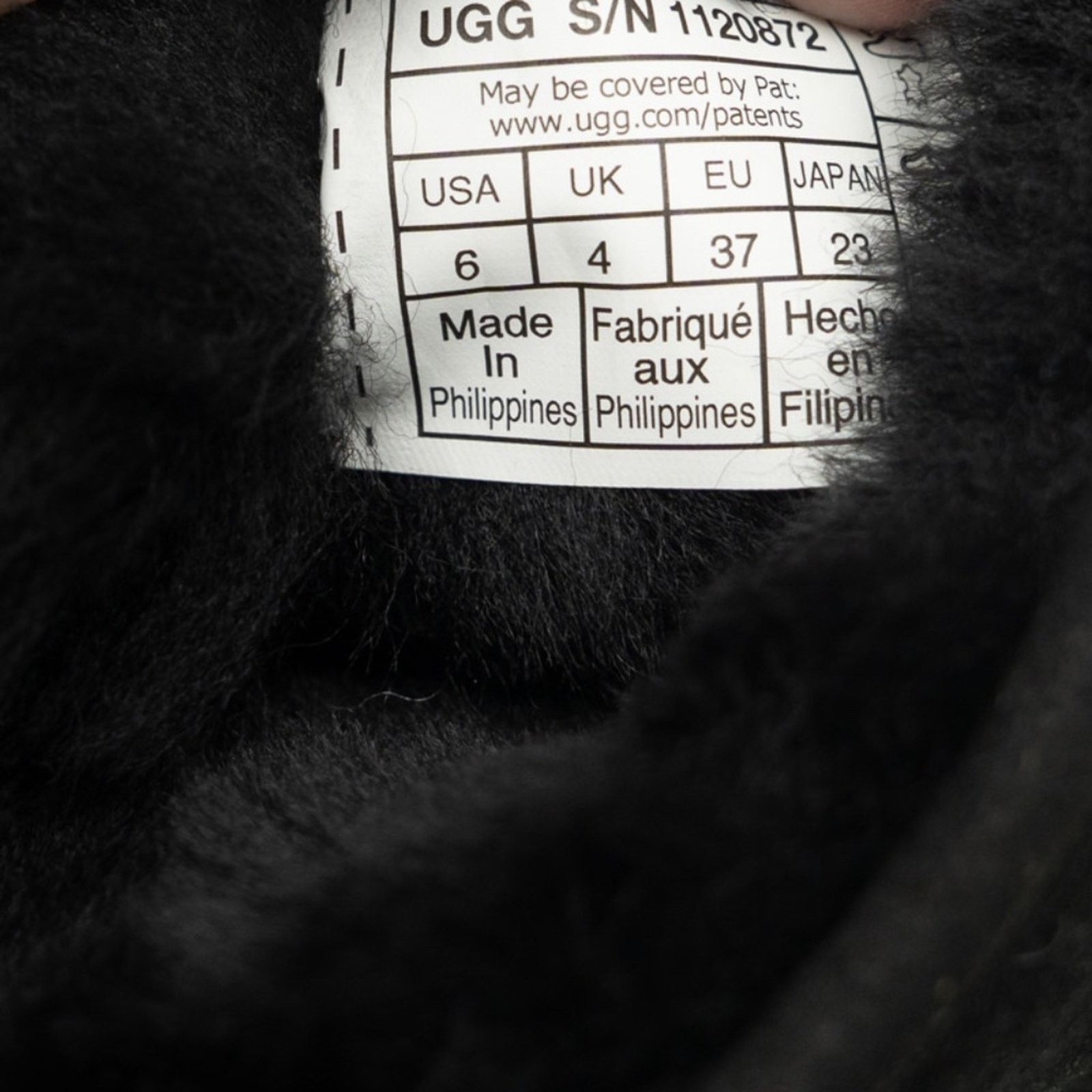 Ugg UGG. Classic Mini Shine Boots. Size US 6 / IT 36 - 12 Thumbnail