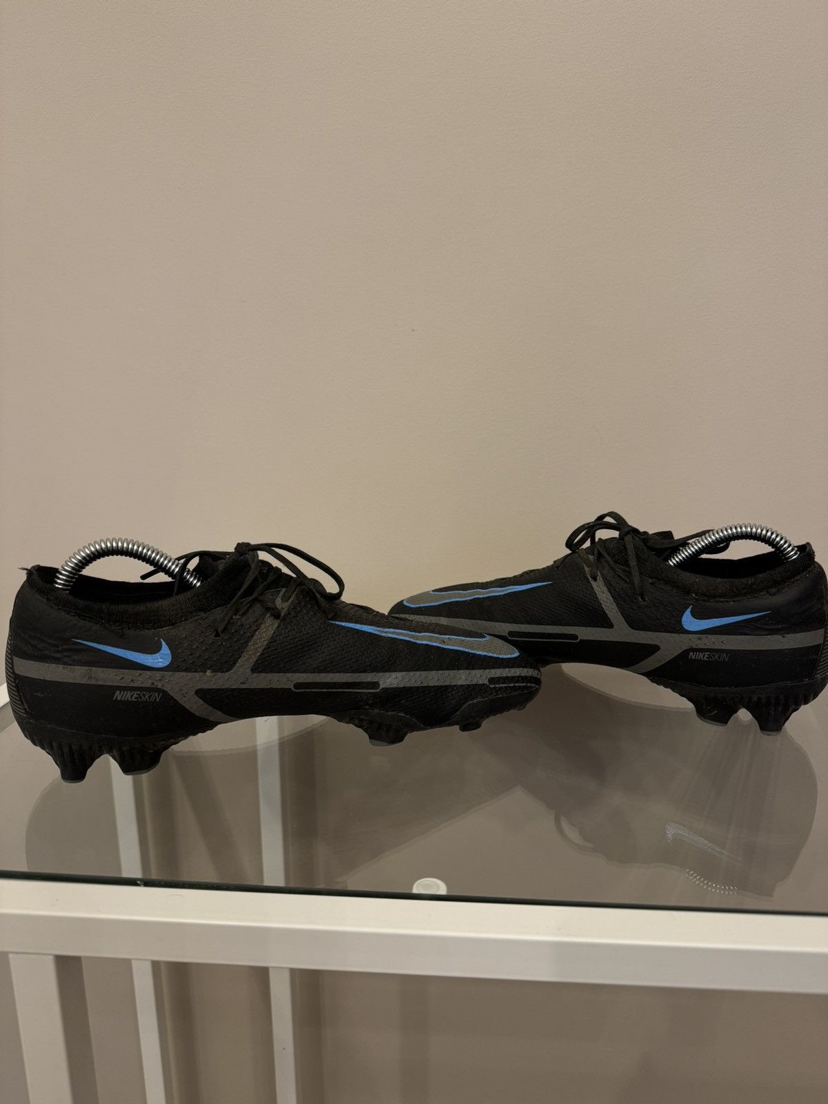 Nike Nike Phantom GT2 Pro Ag M DC0760-004 football Size US 8 / EU 41 - 6 Thumbnail