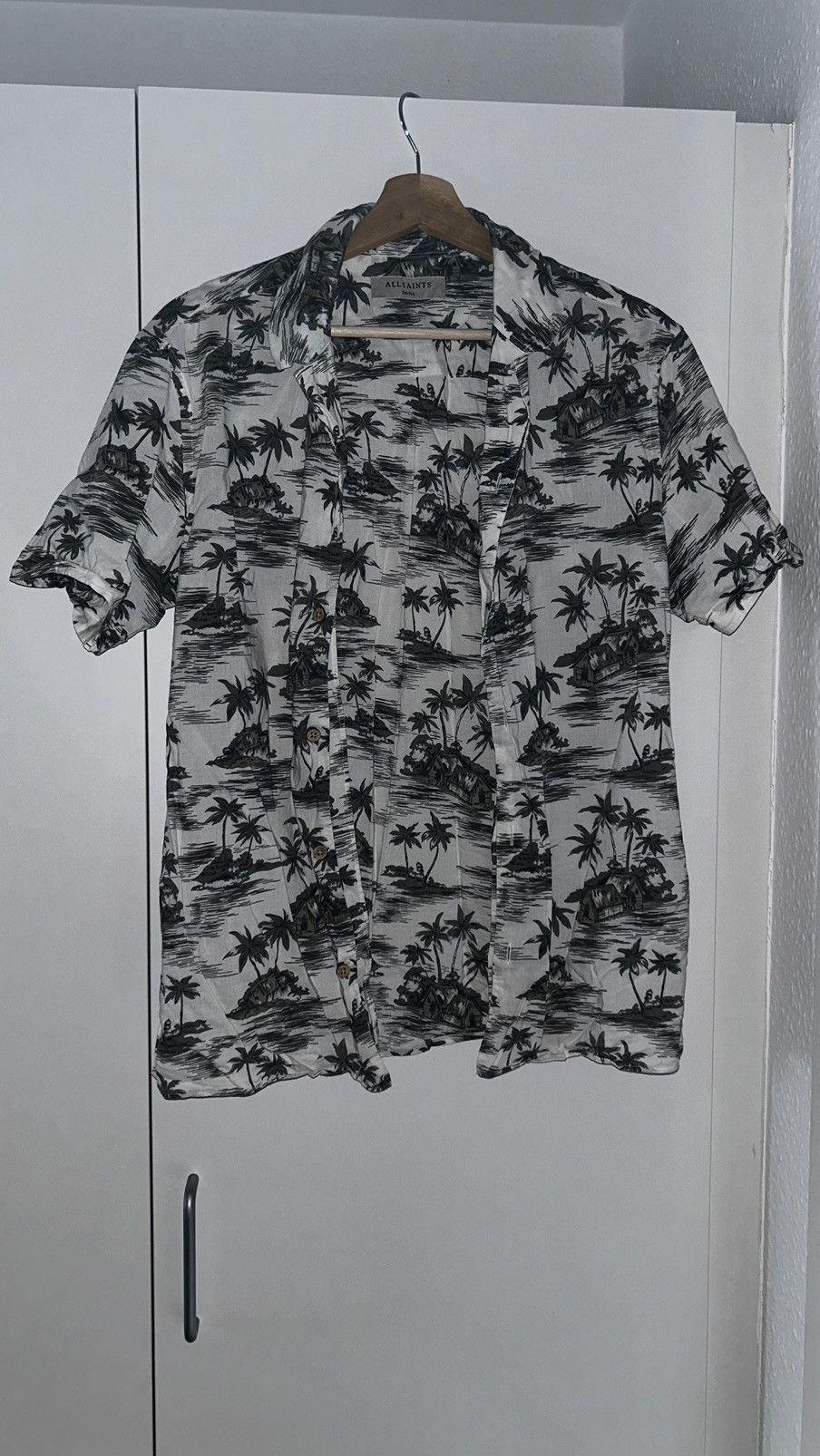 Allsaints Allsaints Tropical Marooned Hawaiian Shirt Size US S / EU 44-46 / 1 - 1 Thumbnail