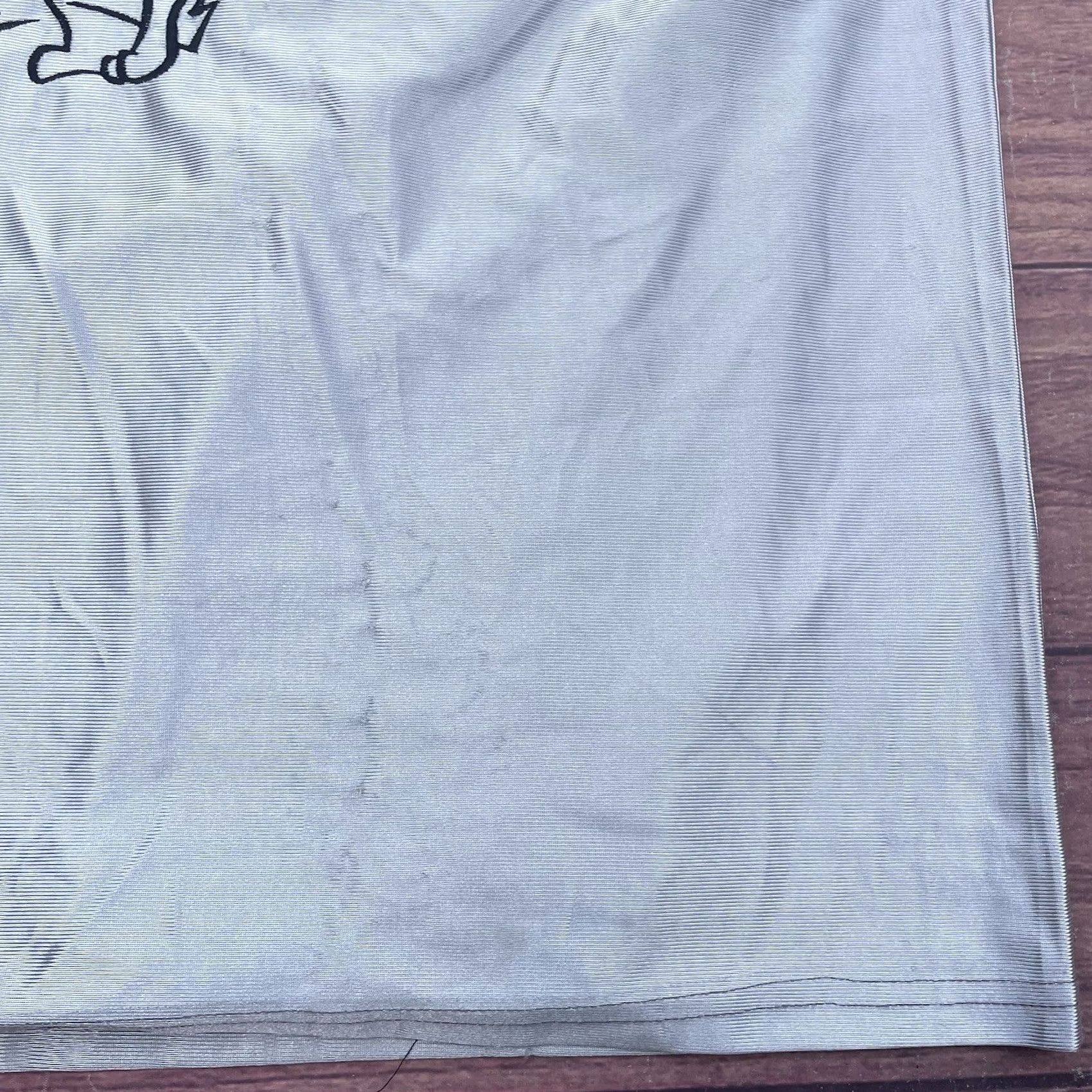 Vintage Vintage Hip Hop SOHK Reversible Jersey Shirt 2XL Men Silver Geometric Embroidered Logo Size US XXL / EU 58 / 5 - 5 Thumbnail