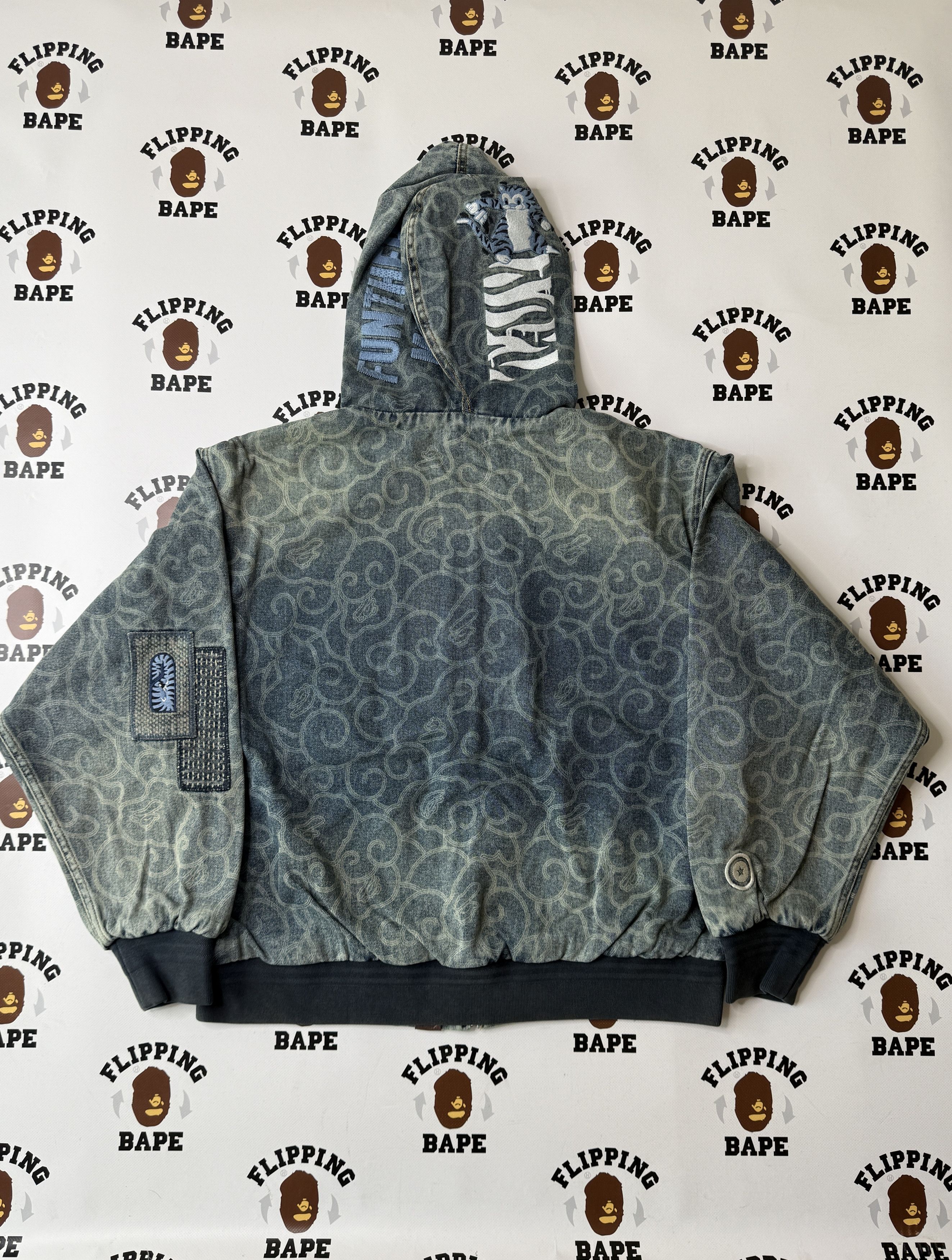 Bape BAPE CLOUD CAMO JACQUARD UPCYCLED ACTIVE JACKET Size US XL / EU 56 / 4 - 3 Thumbnail