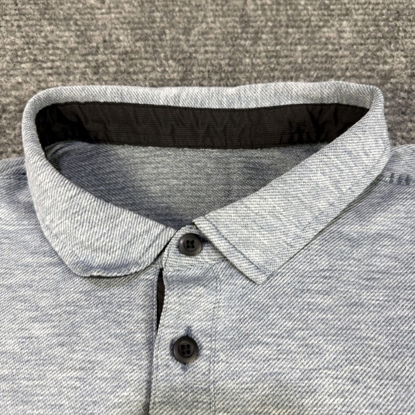 Lululemon Lululemon Polo Shirt Mens Large Gray Heather Performance Golf Athletic Stretch Size US L / EU 52-54 / 3 - 5 Thumbnail