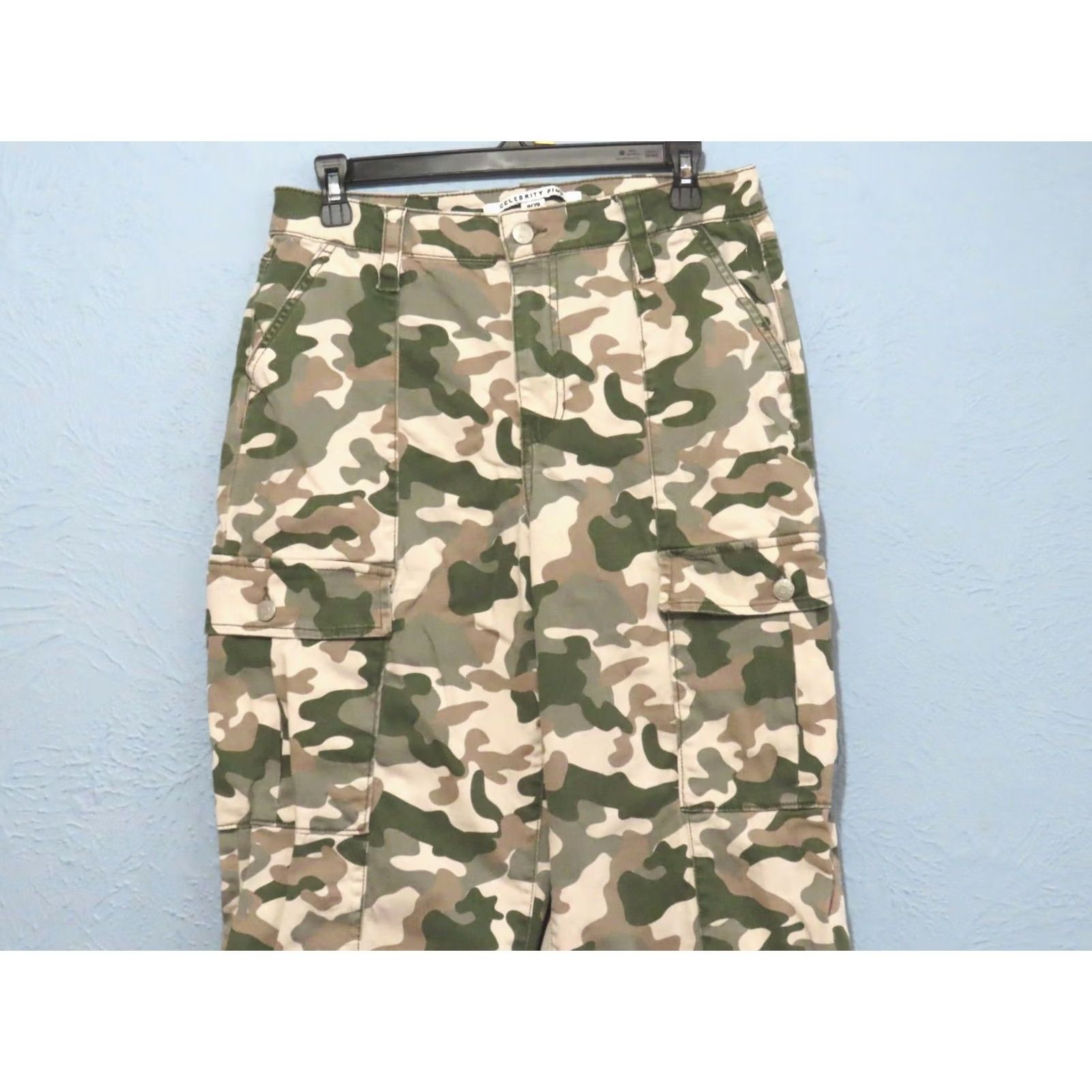 Vintage Celebrity Pink Jeans Women's 9/29 Green Camo Cargo High-Rise CJ25234AV6W Jeans Cargo Pockets Regular 30 Green Womens Size 30" / US 8 / IT 44 - 3 Thumbnail